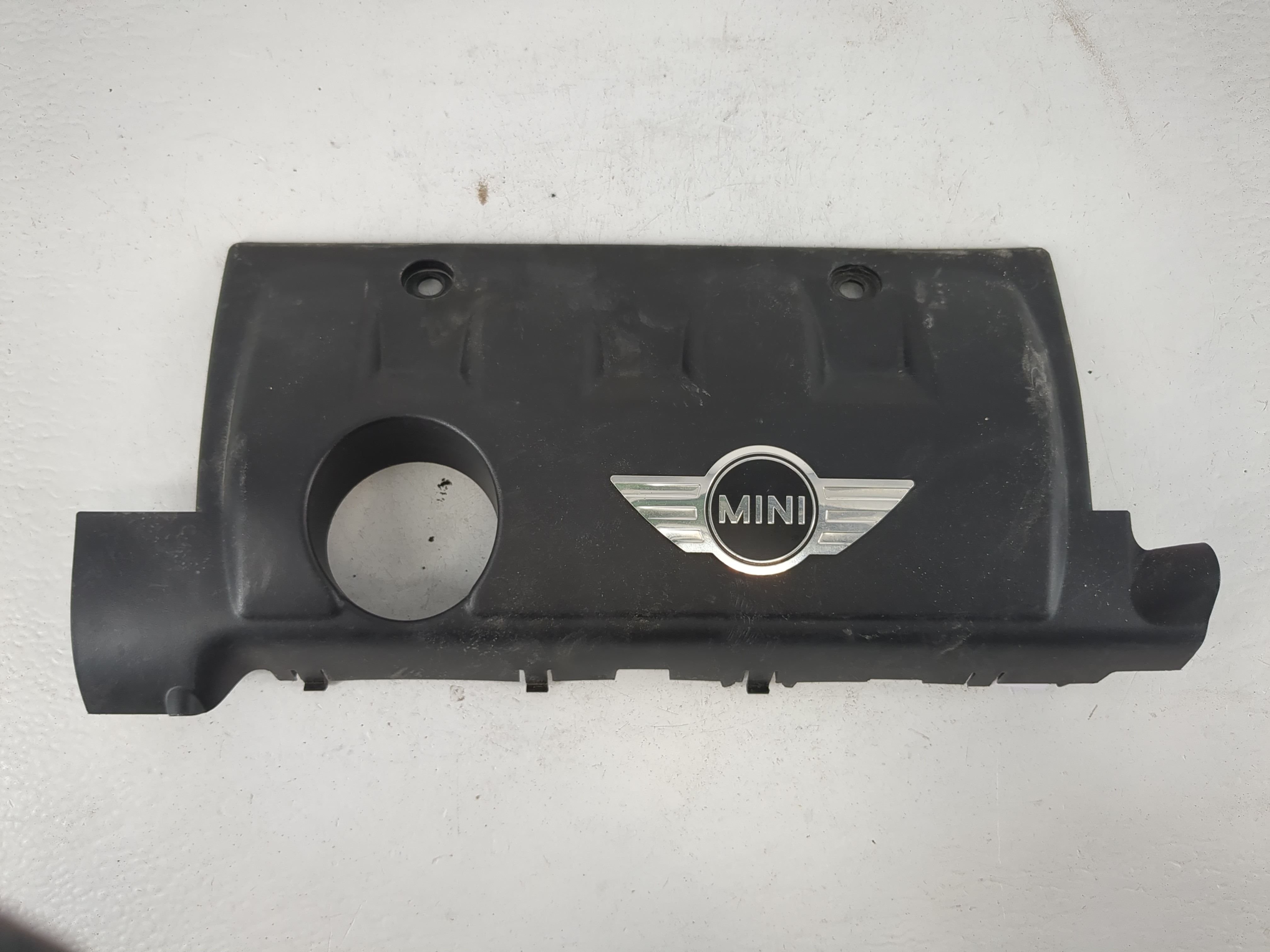 2010 Mini Cooper Engine Cover 1164881 - Oemusedautoparts1.com