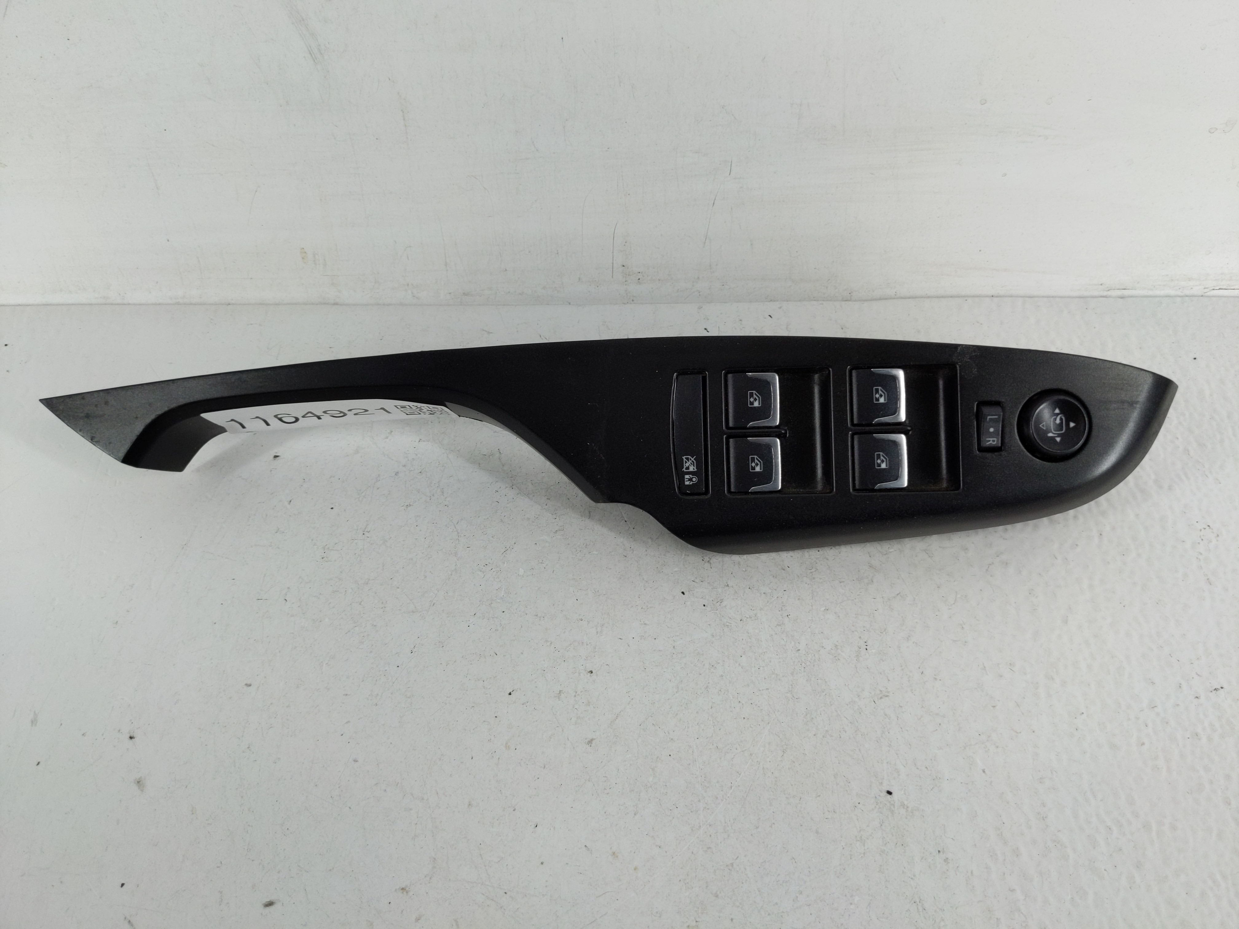2015-2016 Cadillac Srx Driver Left Door Master Power Window Switch 1164921 - Oemusedautoparts1.com