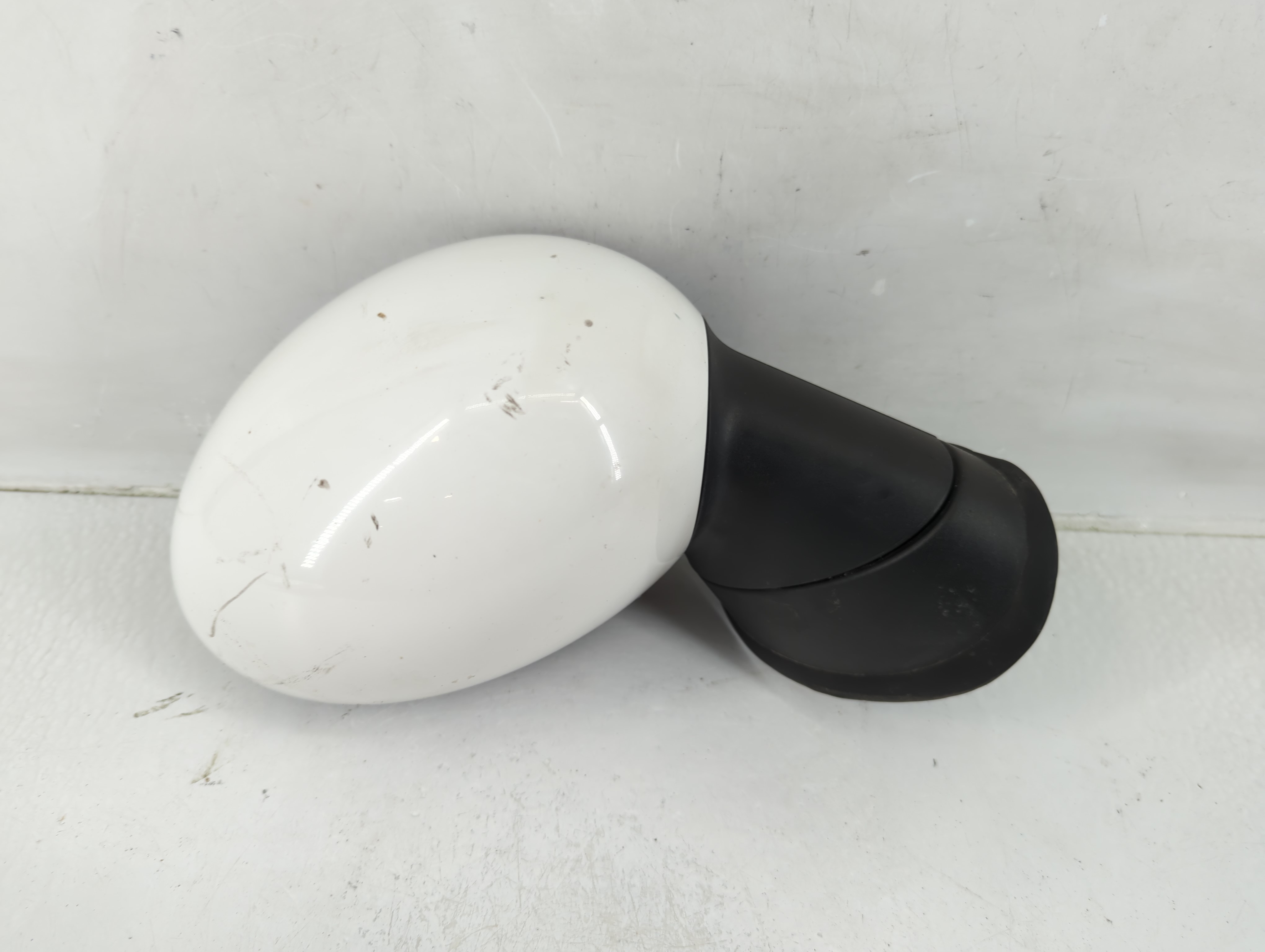 2008-2014 Mini Cooper Passenger Right Side View Power Door Mirror White 1164934 - Oemusedautoparts1.com