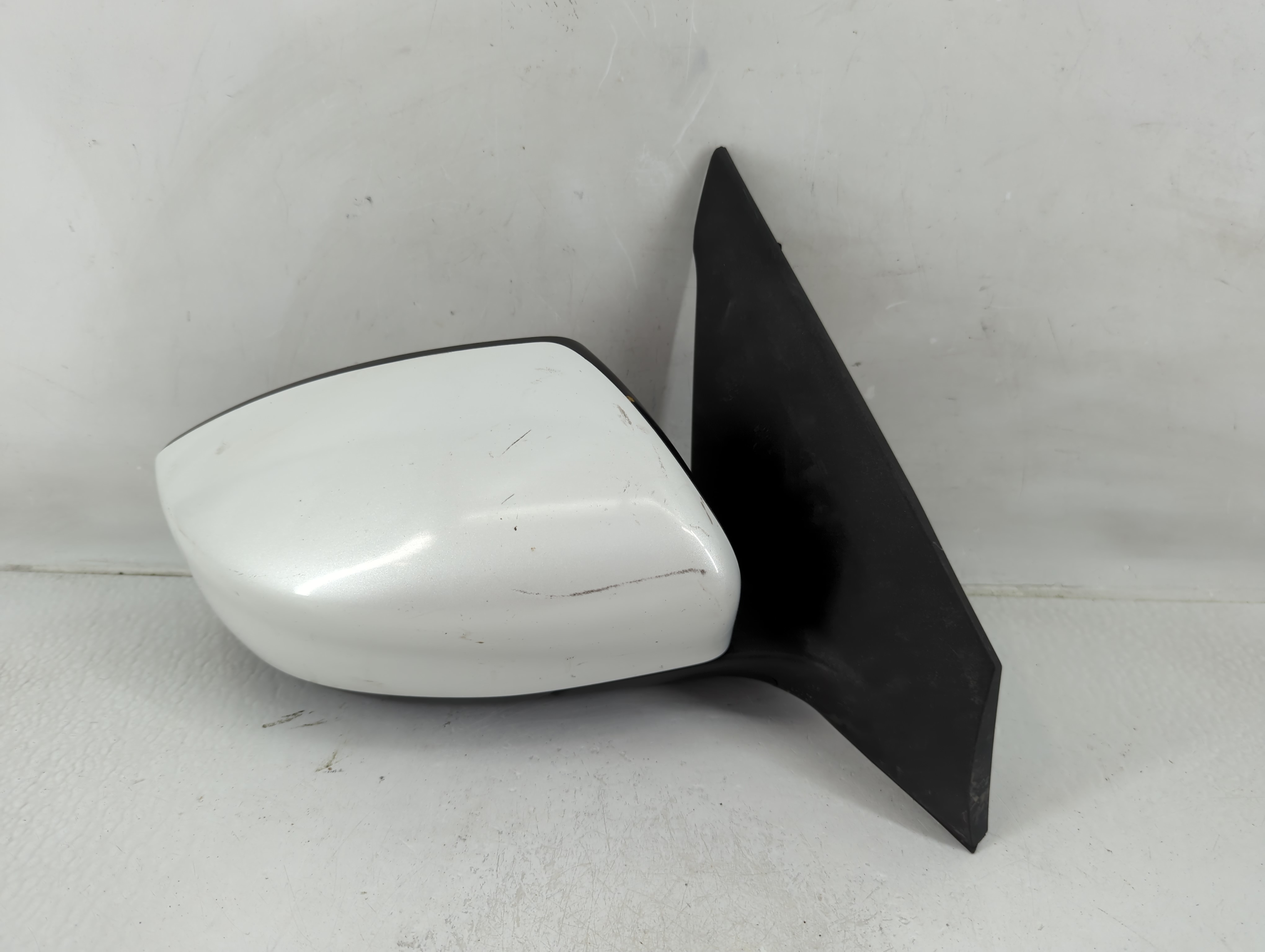 2013-2015 Nissan Sentra Passenger Right Side View Power Door Mirror 1164935 - Oemusedautoparts1.com