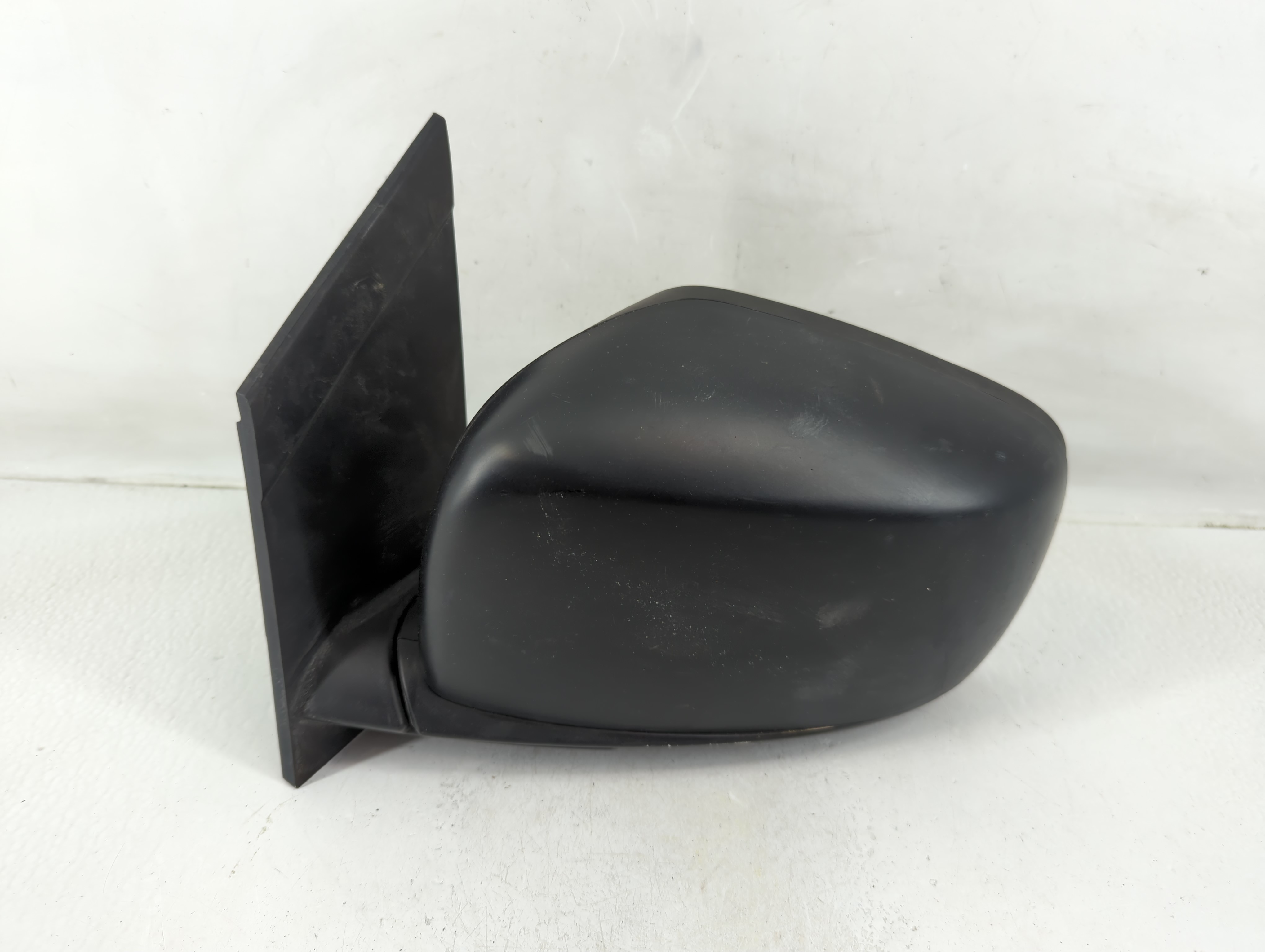 2008 Chrysler Town & Country Driver Left Side View Power Door Mirror 1164938 - Oemusedautoparts1.com