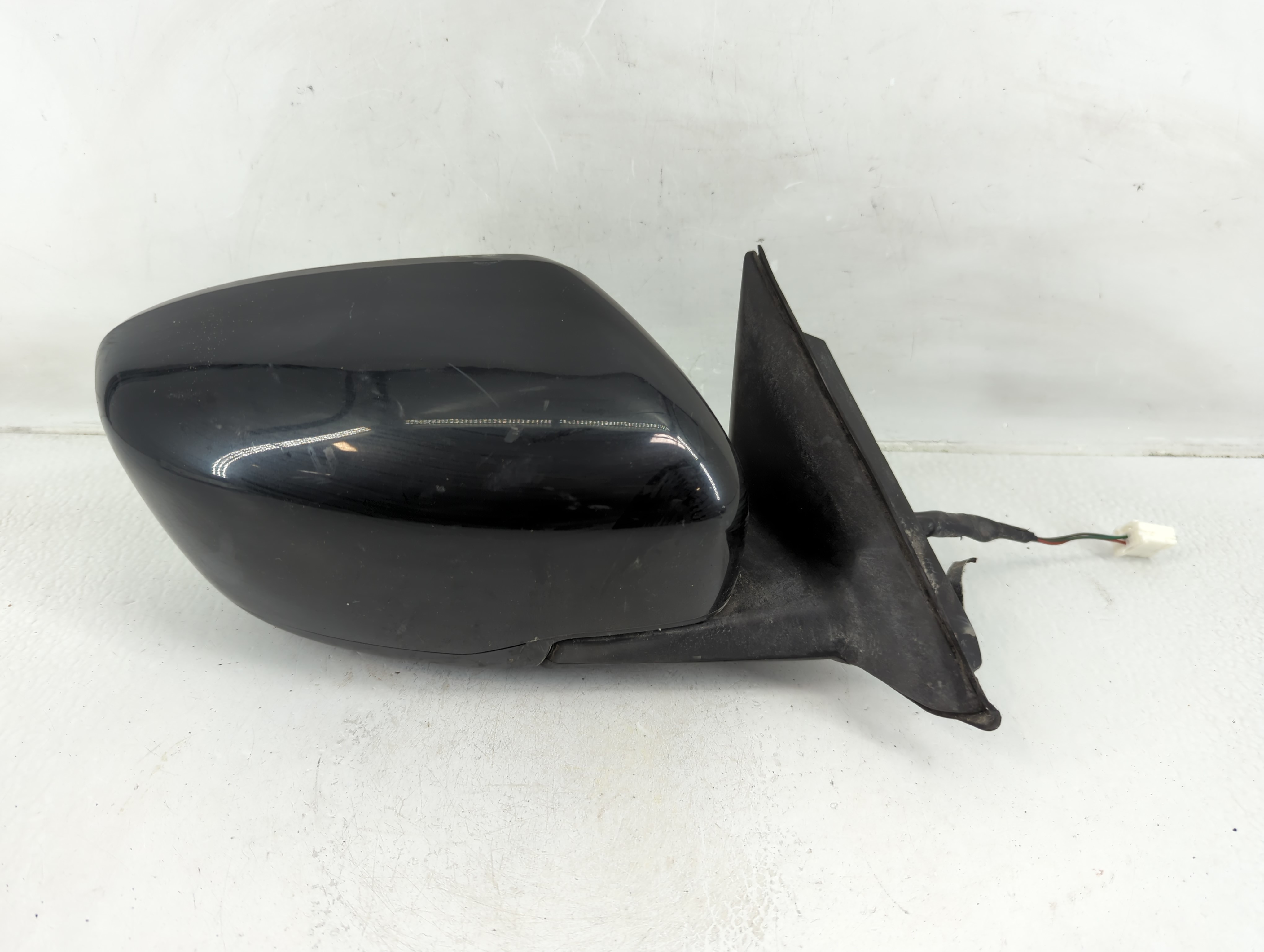 Picture of 2016-2020 Nissan Rogue Passenger Right Side View Power Door Mirror Black 1164958