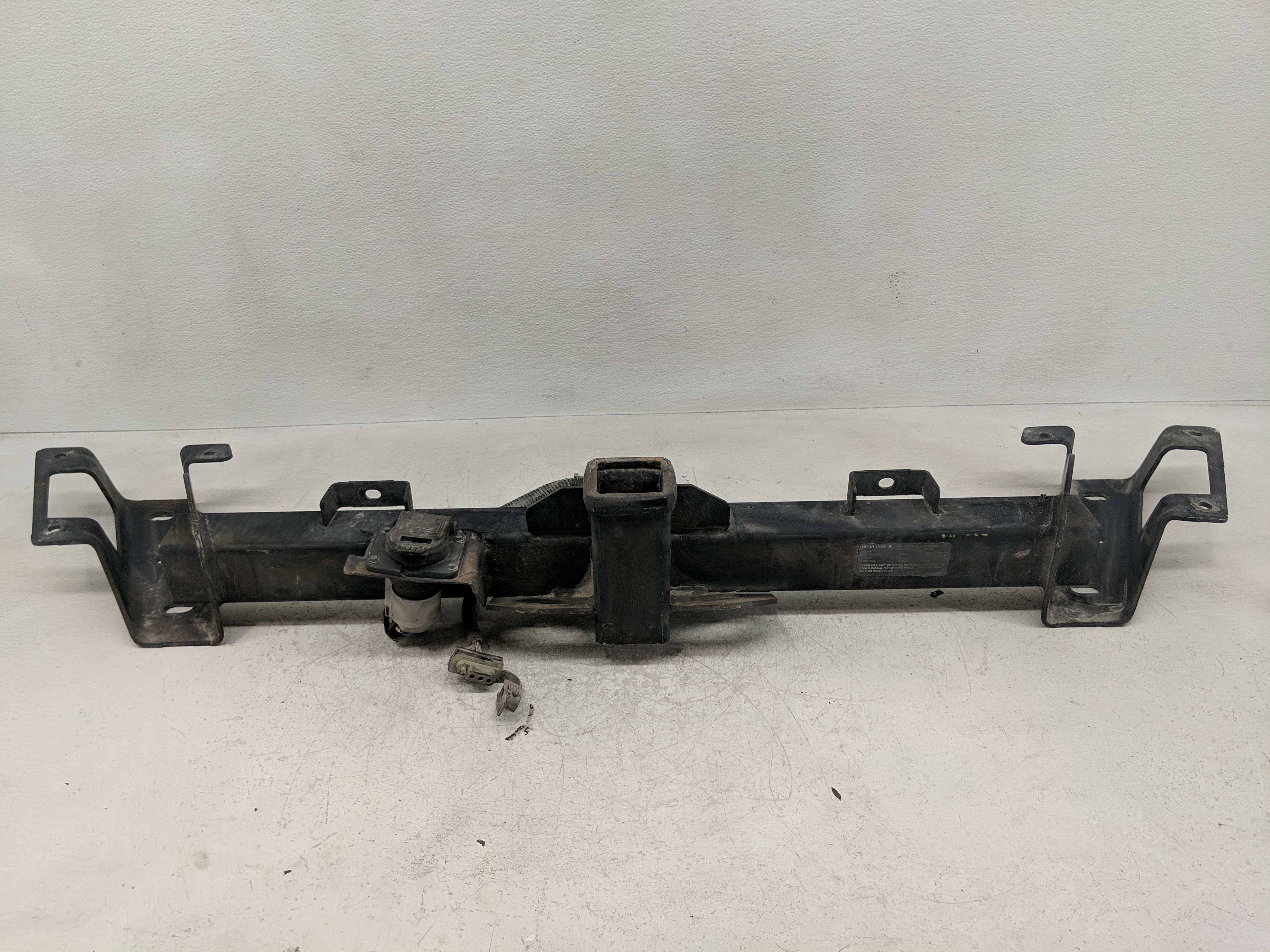 2006 Ford F-150 Trailer Hitch Oem 1164967 - Oemusedautoparts1.com