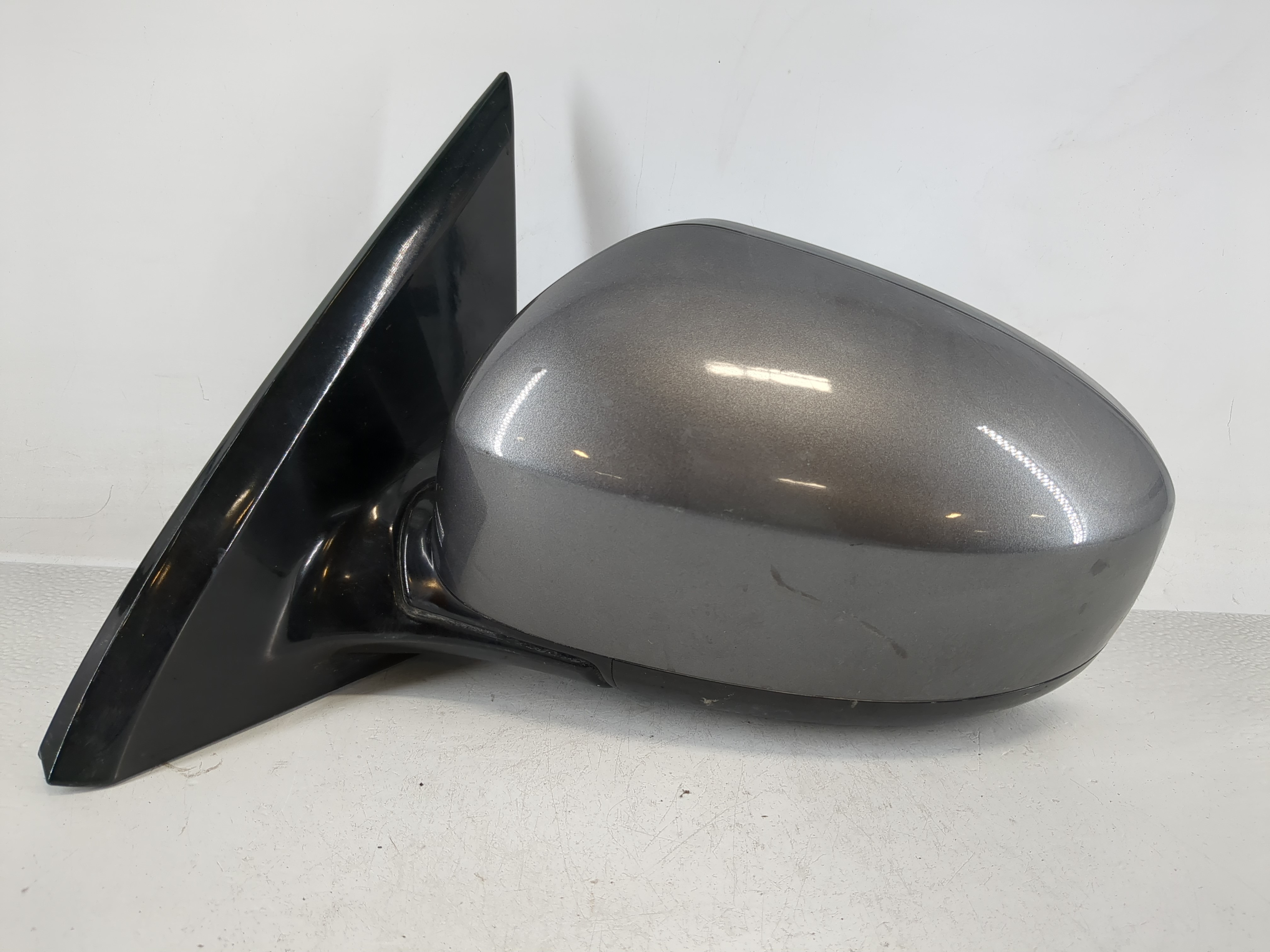 Picture of 2013-2016 Nissan Pathfinder Driver Left Side View Power Door Mirror Grey 1165001