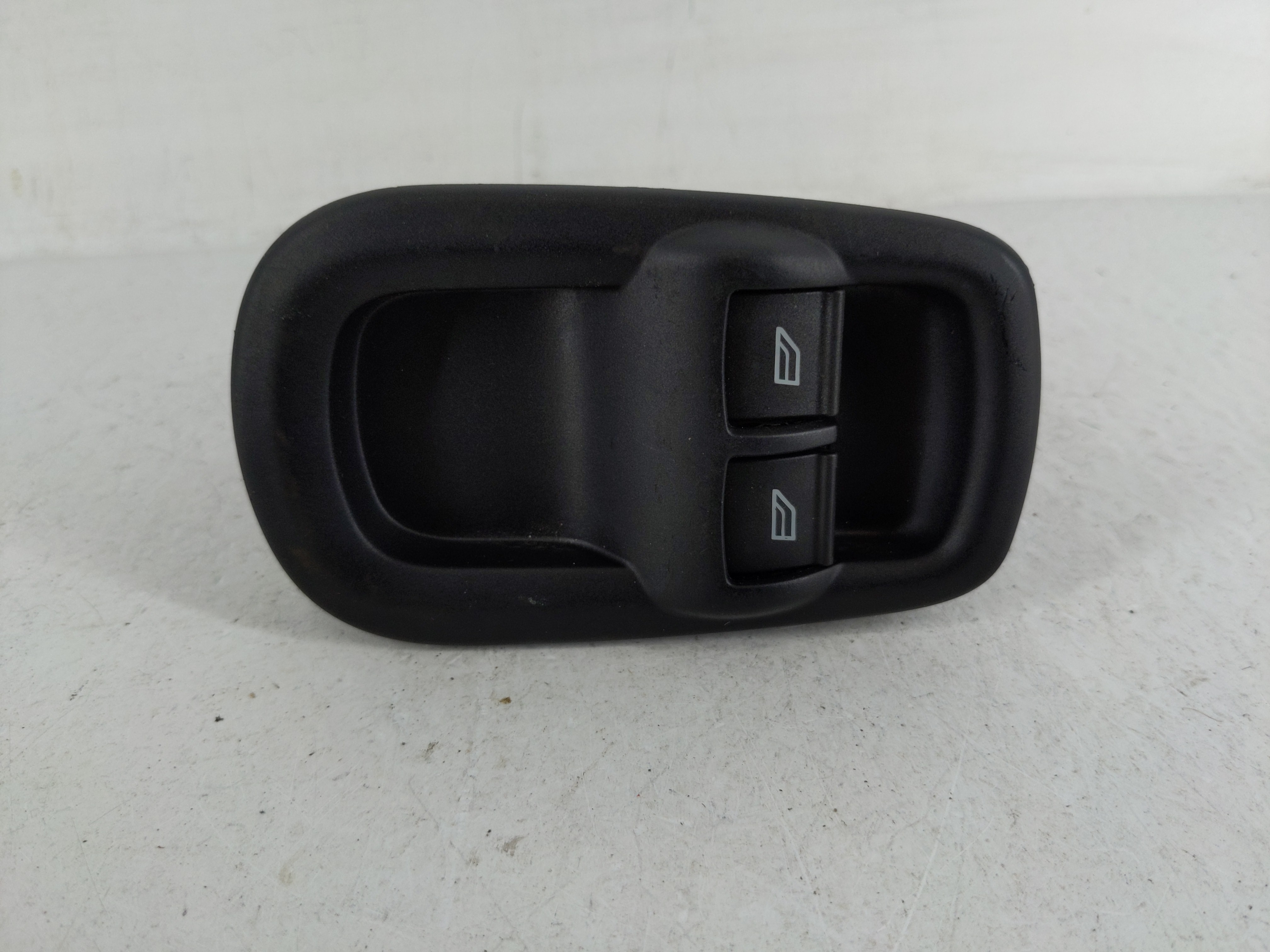 Ford Transit Driver Left Door Master Power Window Switch Bk3t-14a132-ad 1165014 - Oemusedautoparts1.com