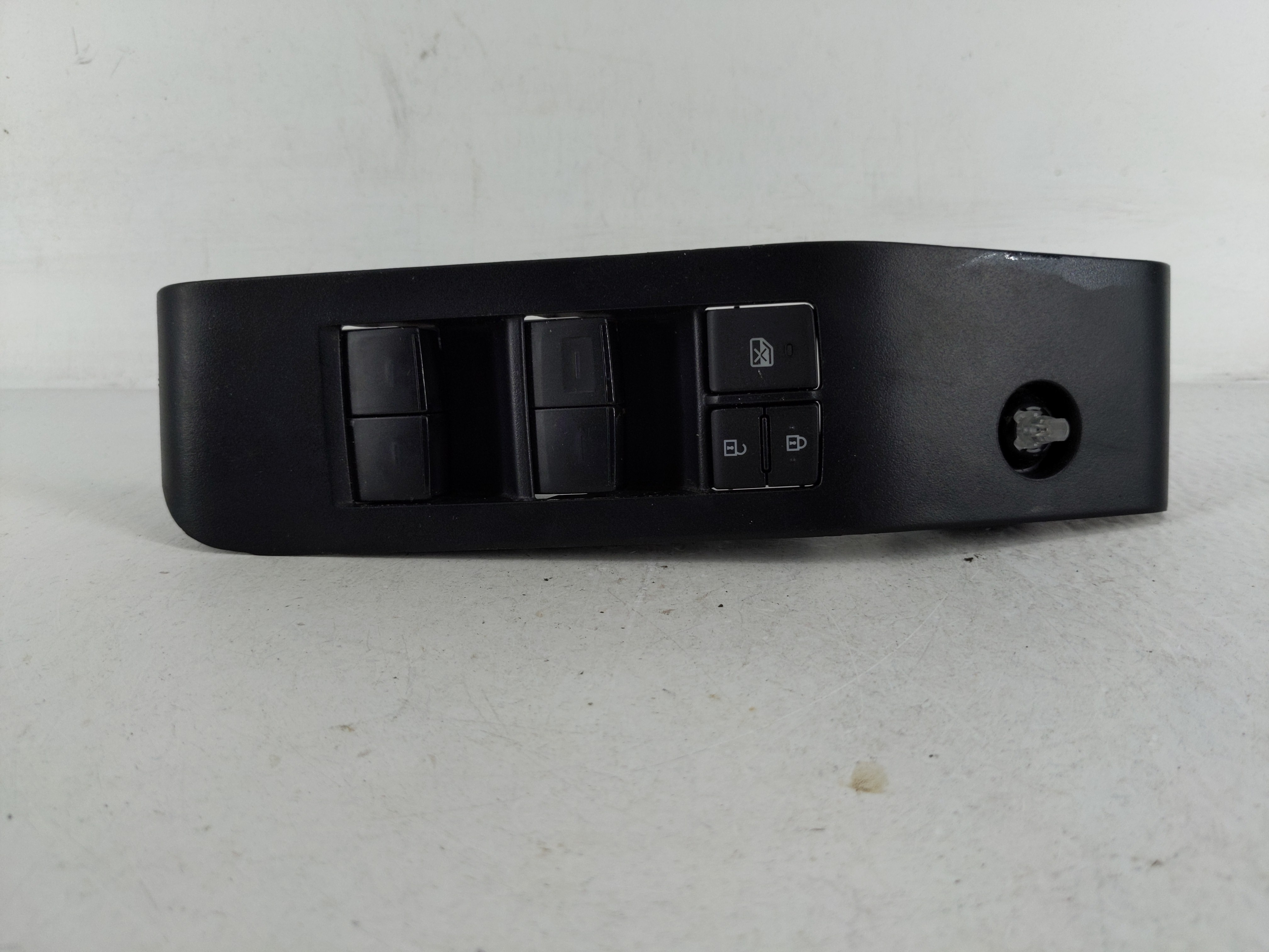 Toyota Highlander Driver Left Door Master Power Window Switch 1165017 - Oemusedautoparts1.com