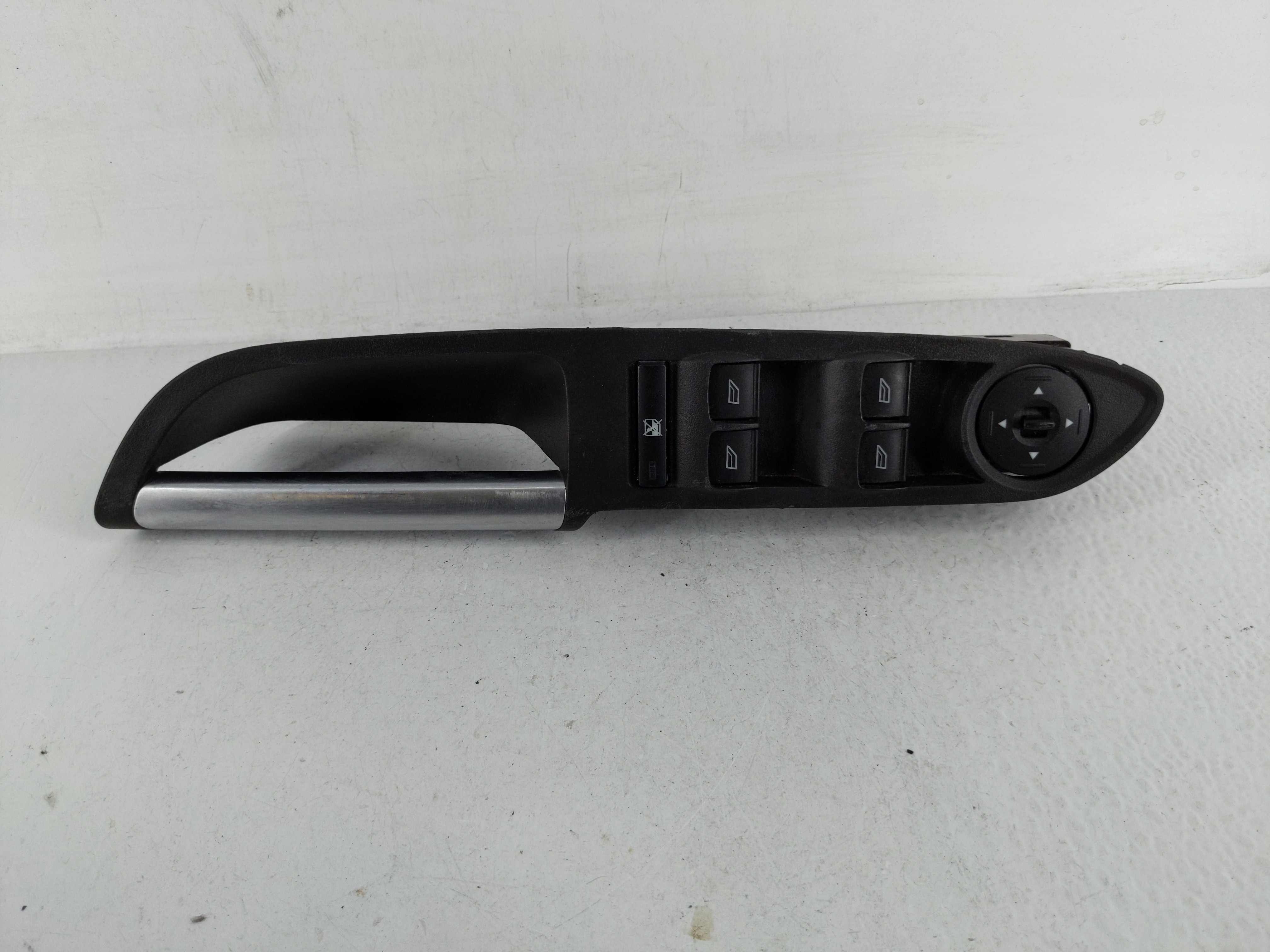 2017-2019 Ford Escape Driver Left Door Master Power Window Switch 1165026 - Oemusedautoparts1.com