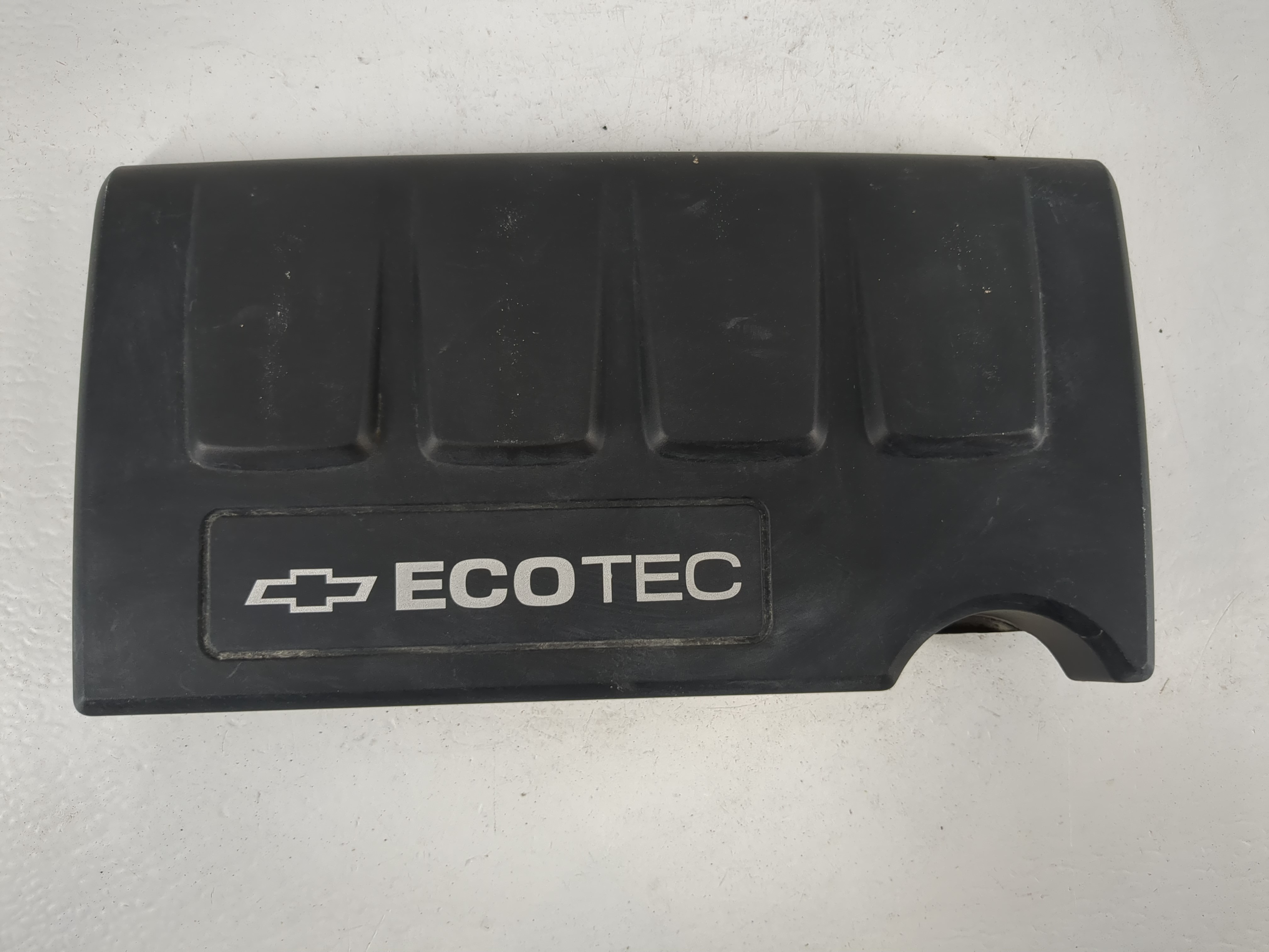 2018 Chevrolet Sonic Engine Cover 1165052 - Oemusedautoparts1.com