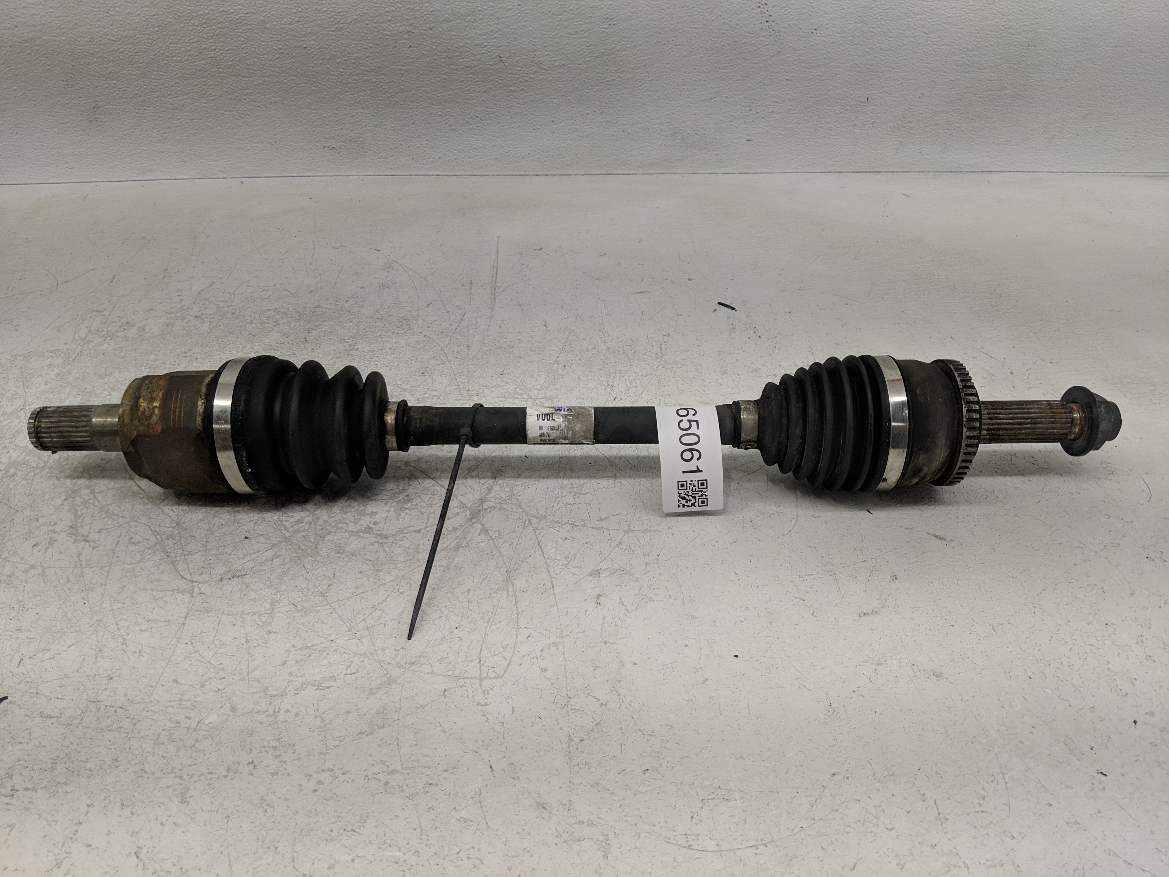 2012-2017 Hyundai Accent Axle Shaft Front Driver Cv C/v 1165061 - Oemusedautoparts1.com