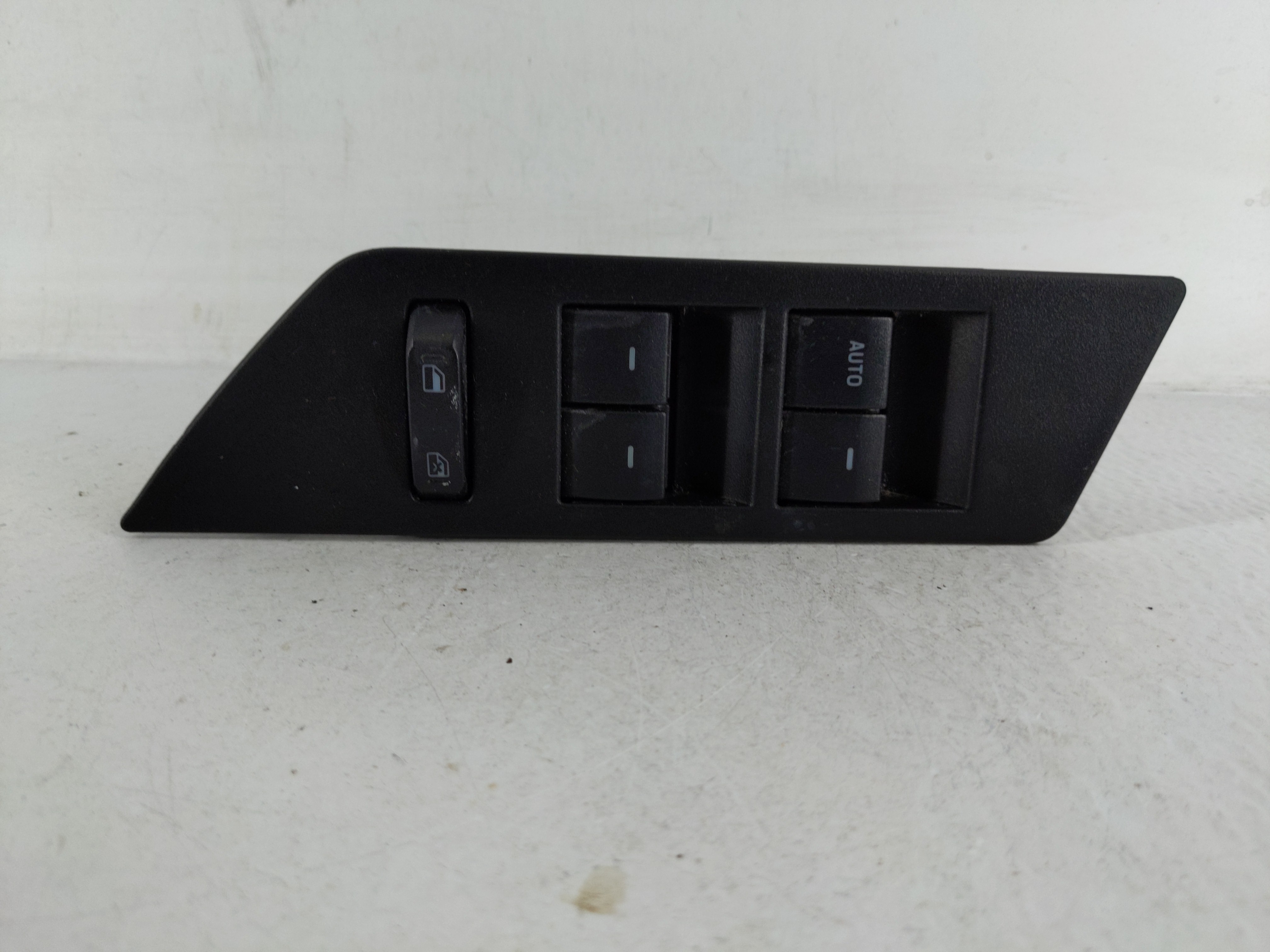 2011-2014 Ford Edge Driver Left Door Master Power Window Switch 1165105 - Oemusedautoparts1.com