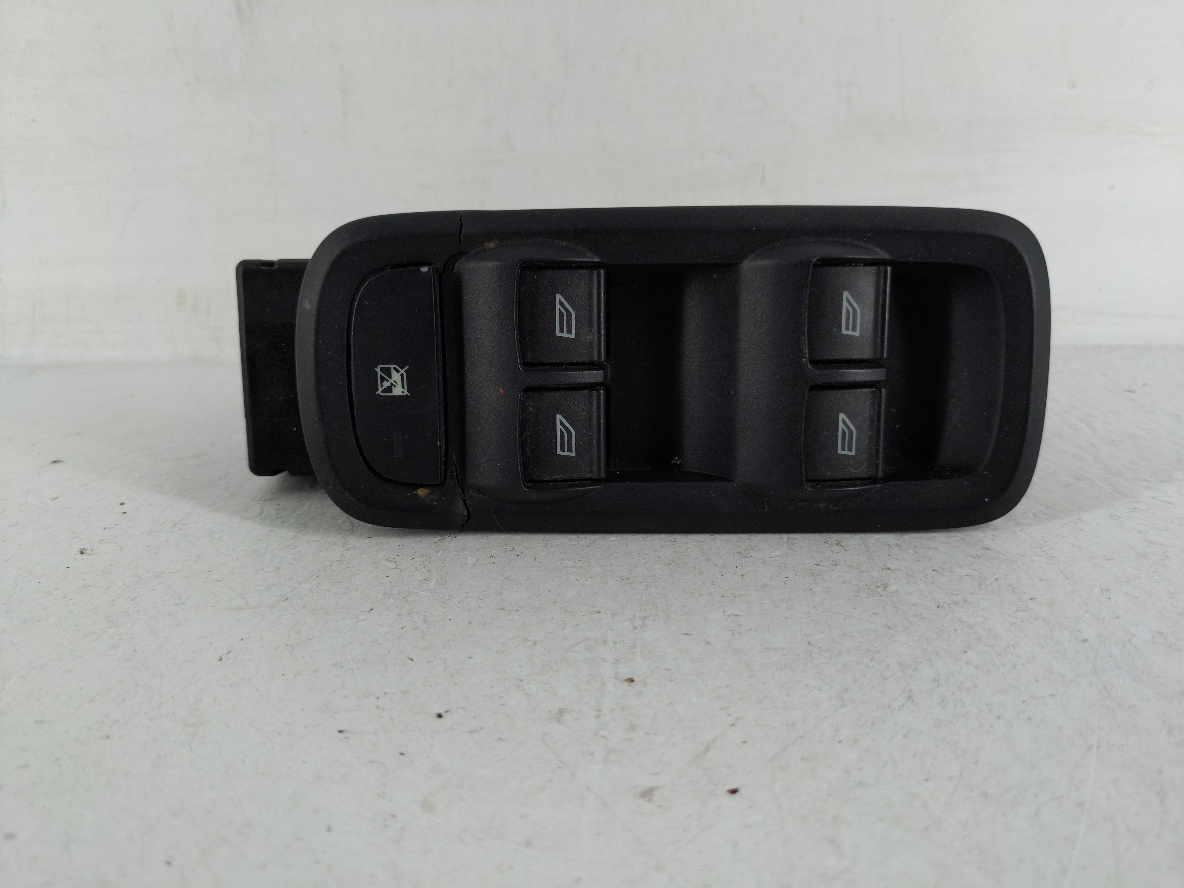 2011-2013 Ford Fiesta Driver Left Door Master Power Window Switch 1165112 - Oemusedautoparts1.com