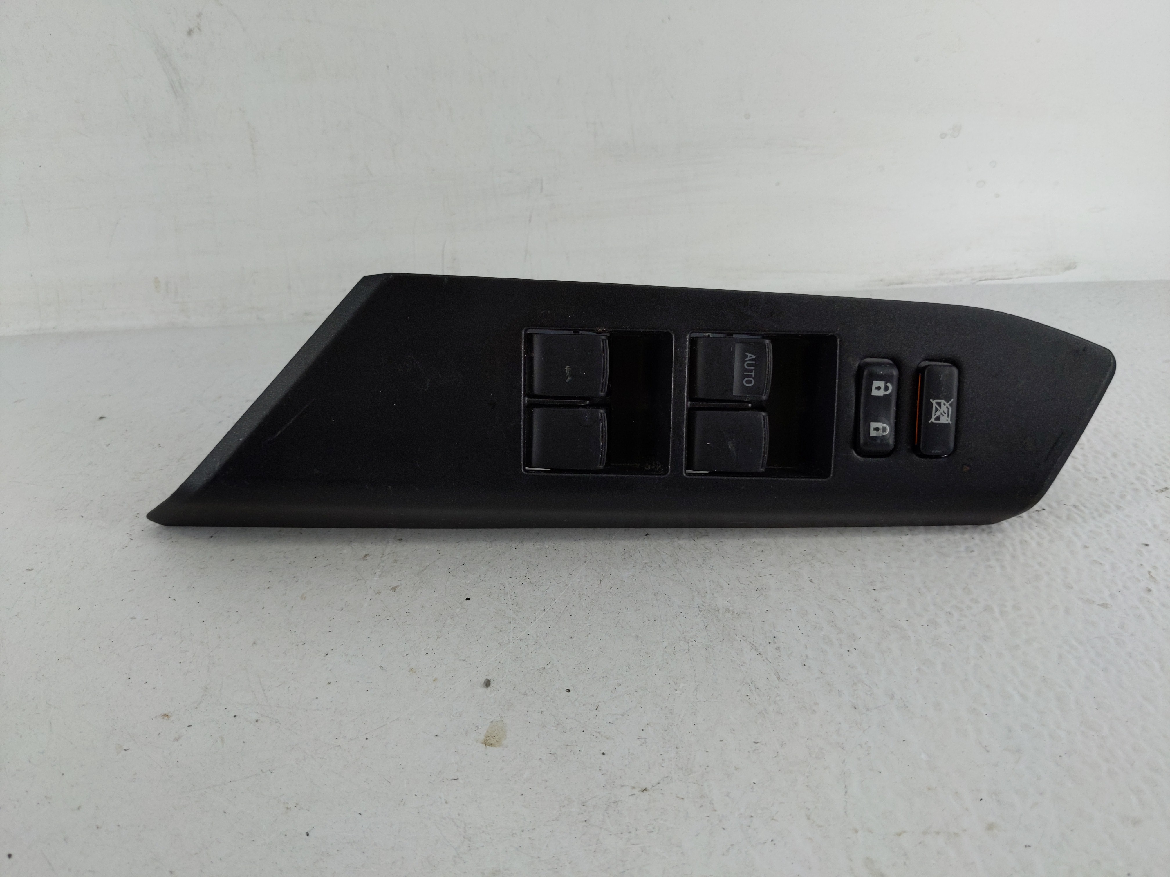 2015-2021 Toyota Tundra Driver Left Door Master Power Window Switch 1165119 - Oemusedautoparts1.com