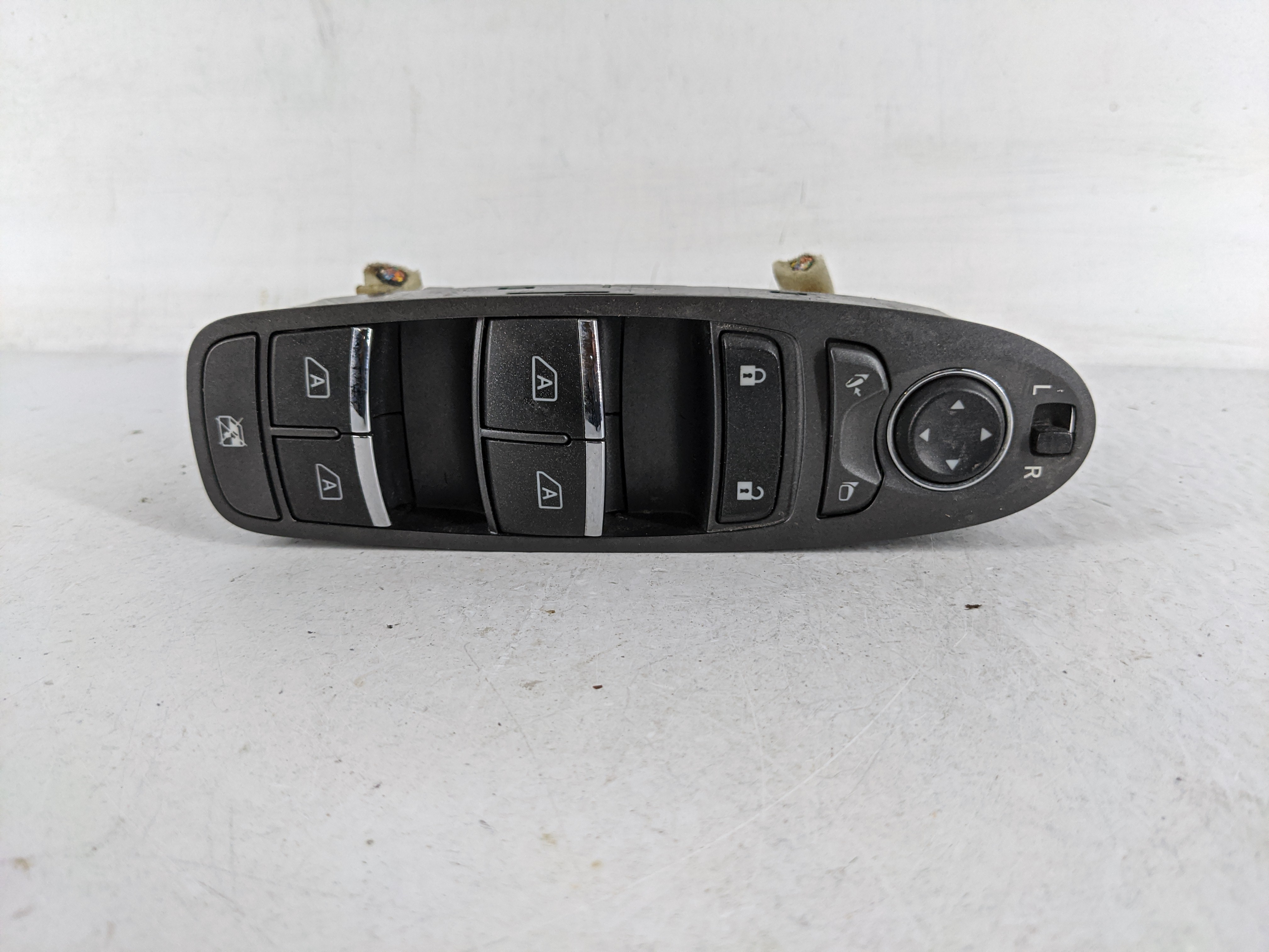 2014-2020 Infiniti Qx60 Driver Left Door Master Power Window Switch 1165148 - Oemusedautoparts1.com