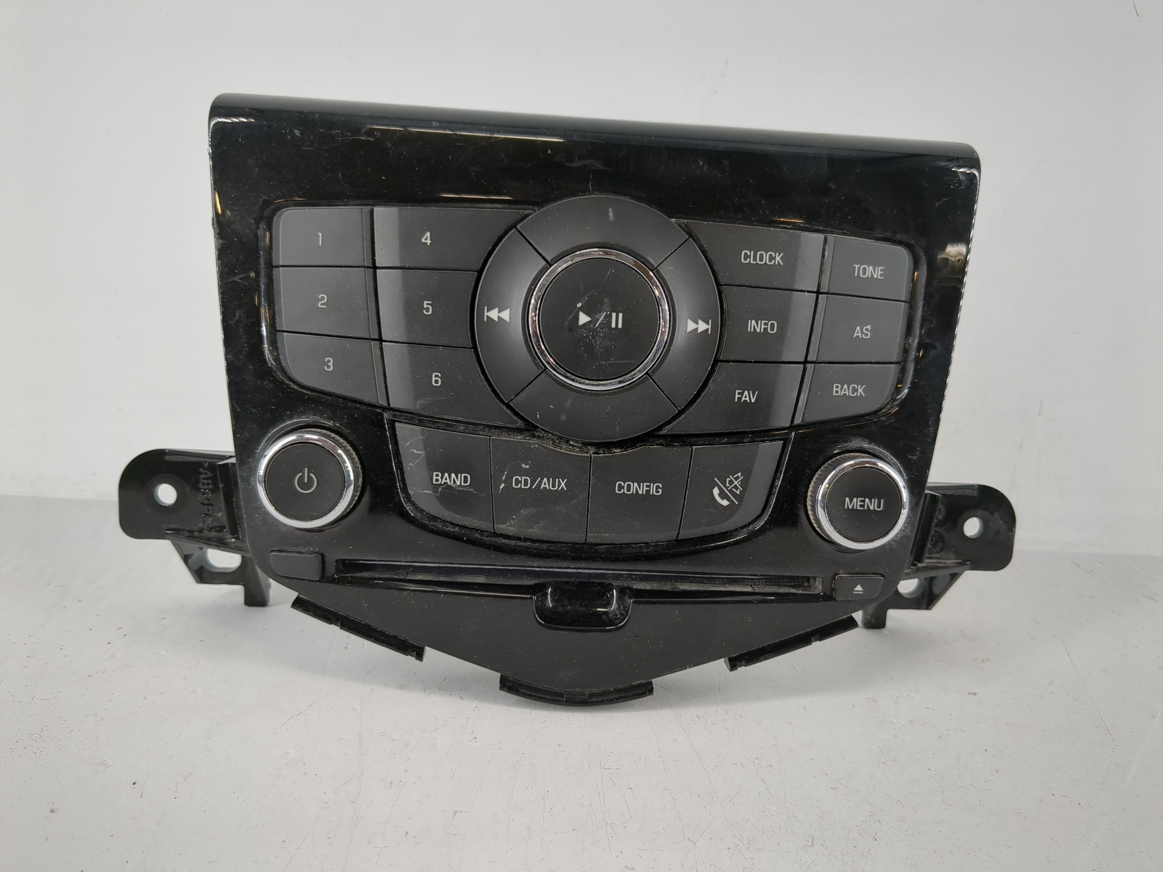 2011-2016 Chevrolet Cruze Radio Control Panel 1165171 - Oemusedautoparts1.com
