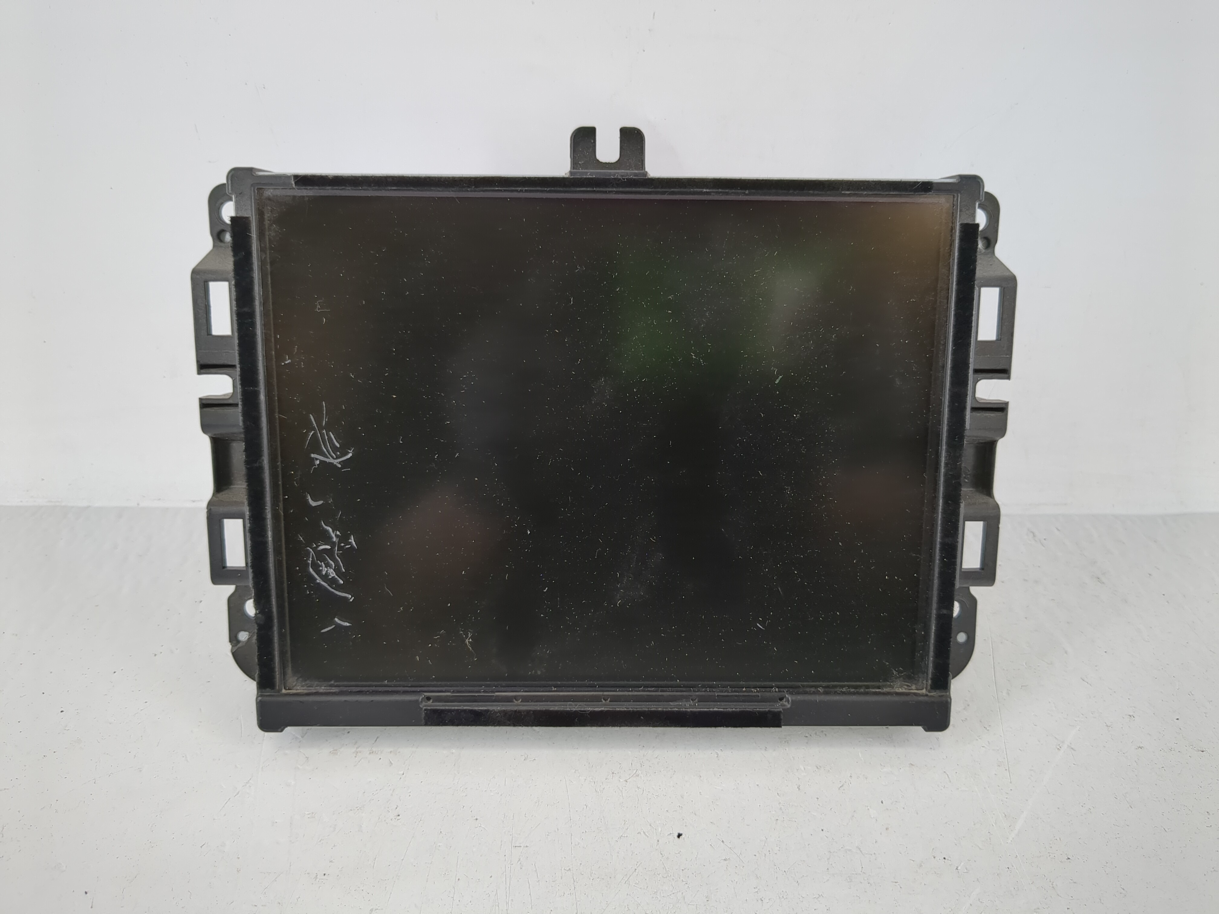 2015-2015 Jeep Cherokee Am Fm Cd Player Radio Receiver 1165177 - Oemusedautoparts1.com