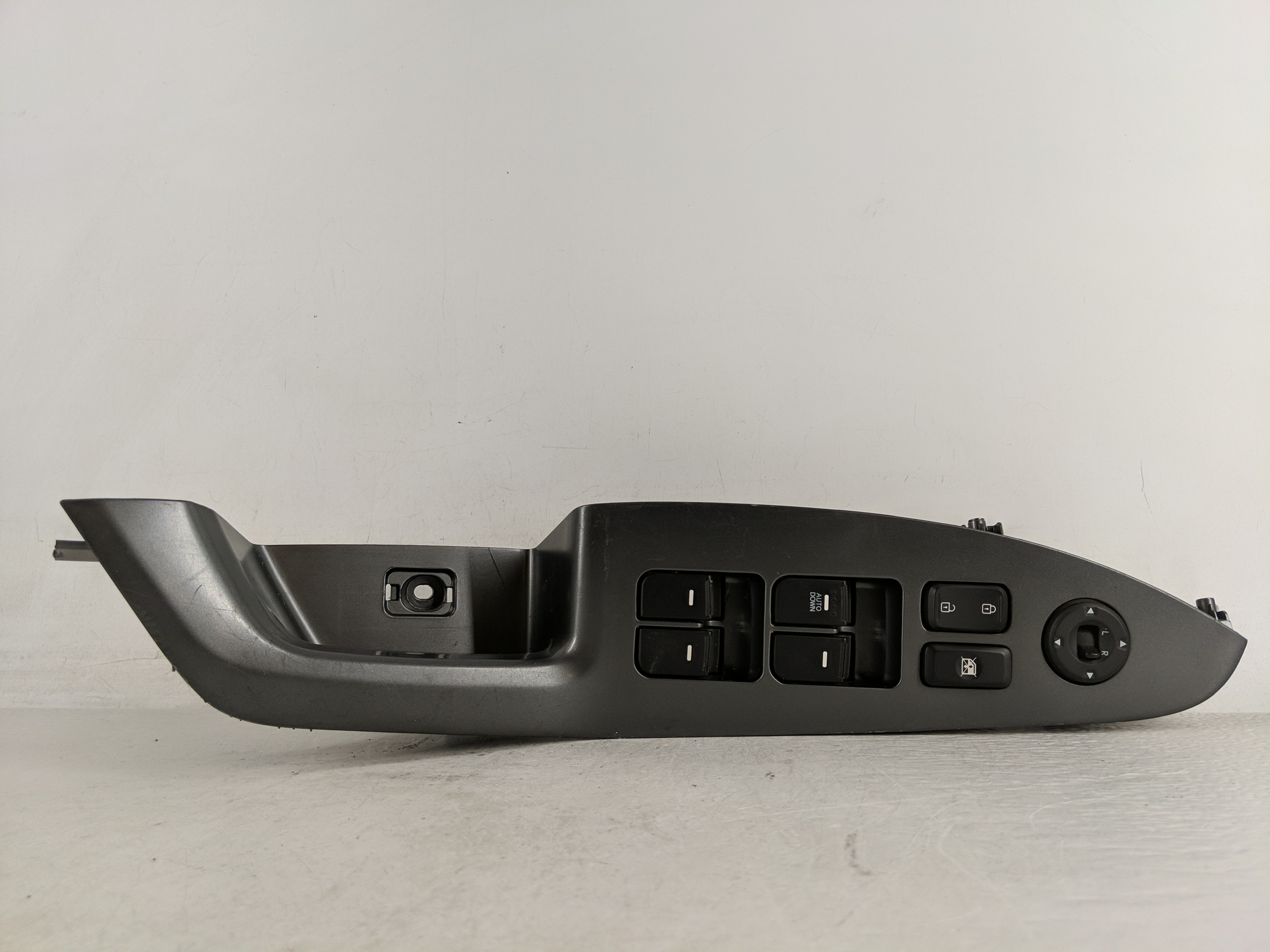 2011-2016 Kia Optima Driver Left Door Master Power Window Switch 1165189 - Oemusedautoparts1.com
