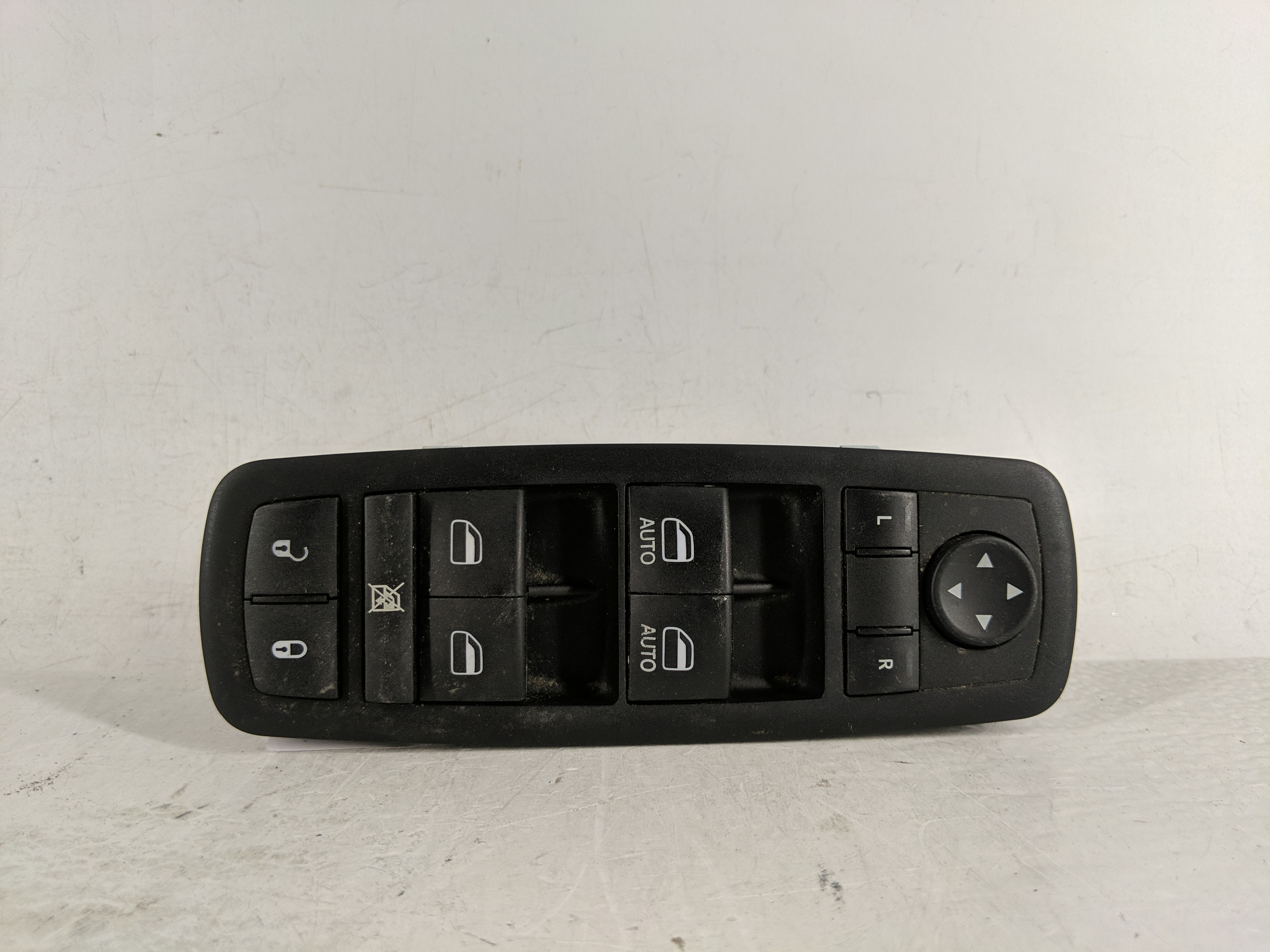 Picture of 2014 Jeep Cherokee Driver Left Door Master Power Window Switch 1165193