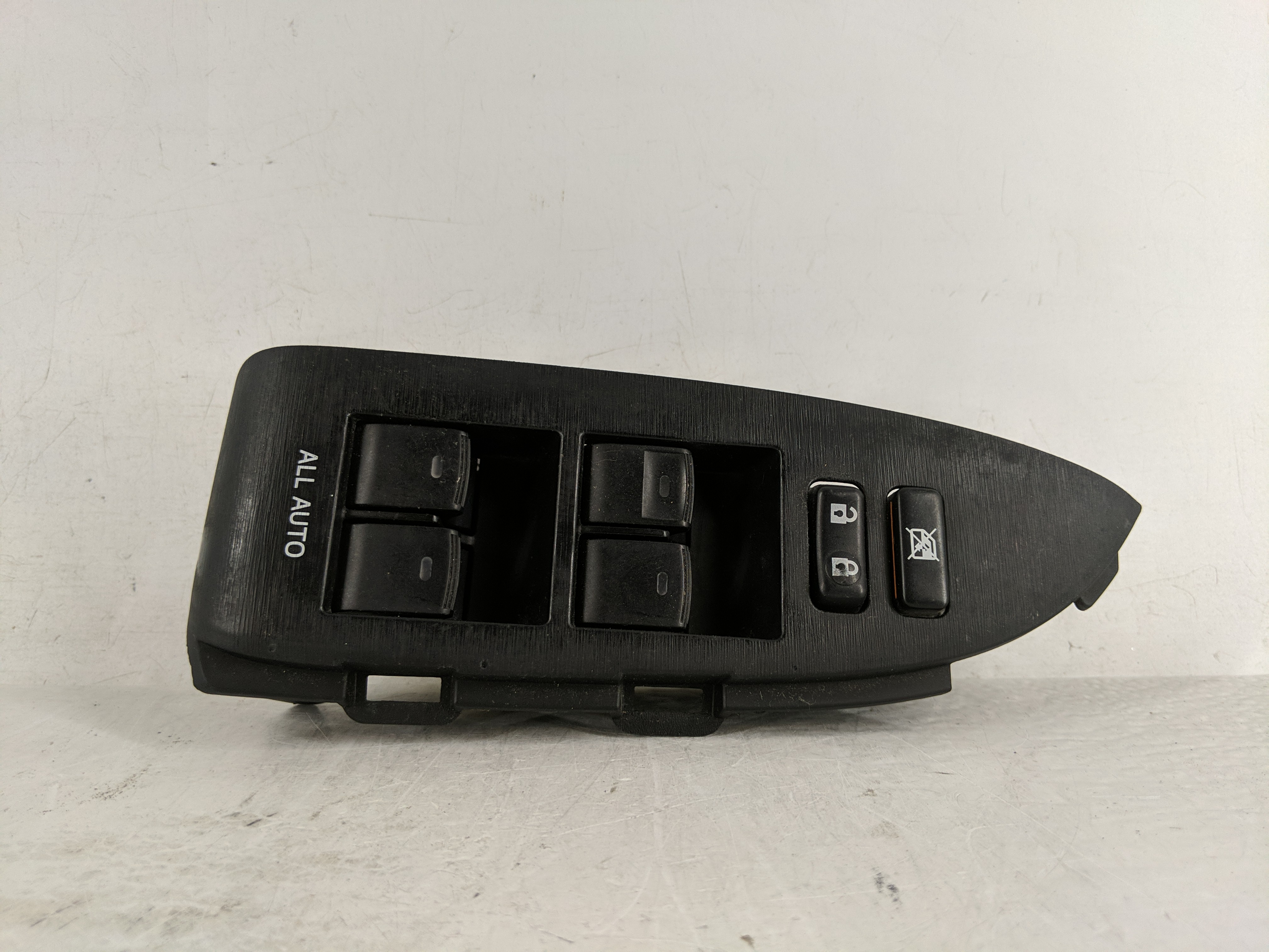 2009-2012 Toyota Venza Driver Left Door Master Power Window Switch 1165195 - Oemusedautoparts1.com