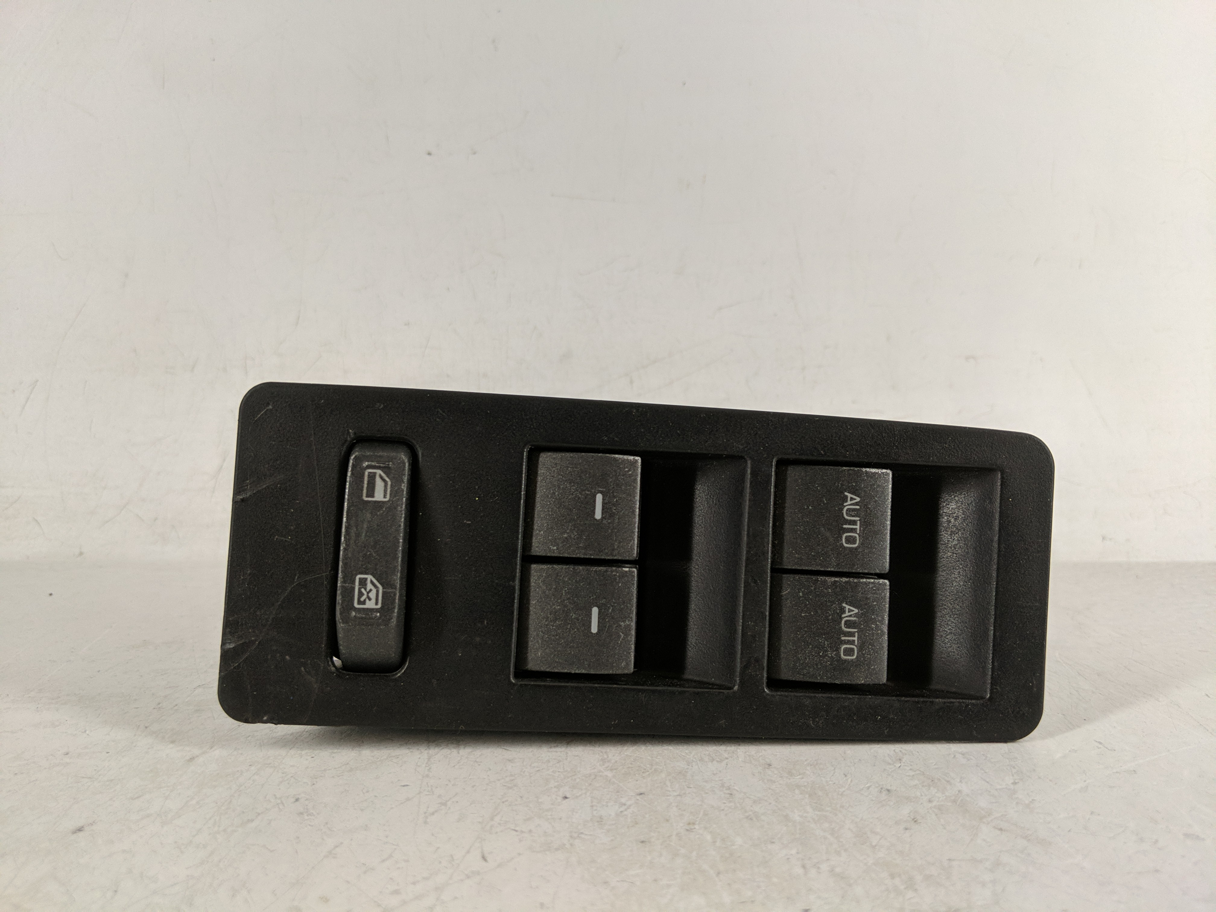 2010-2012 Lincoln Mkz Driver Left Door Master Power Window Switch 1165197 - Oemusedautoparts1.com