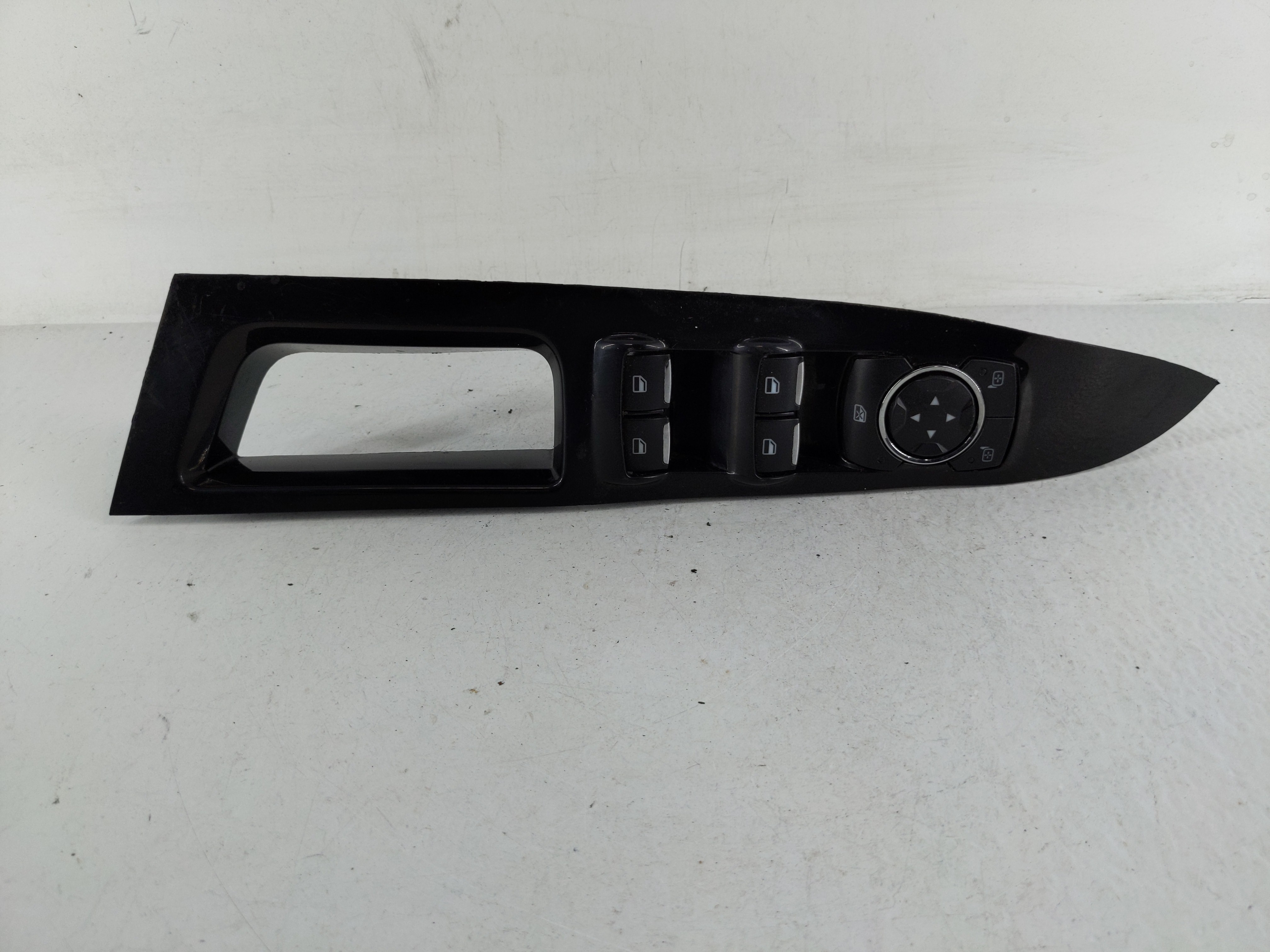 2013-2016 Ford Fusion Driver Left Door Master Power Window Switch 1165221 - Oemusedautoparts1.com