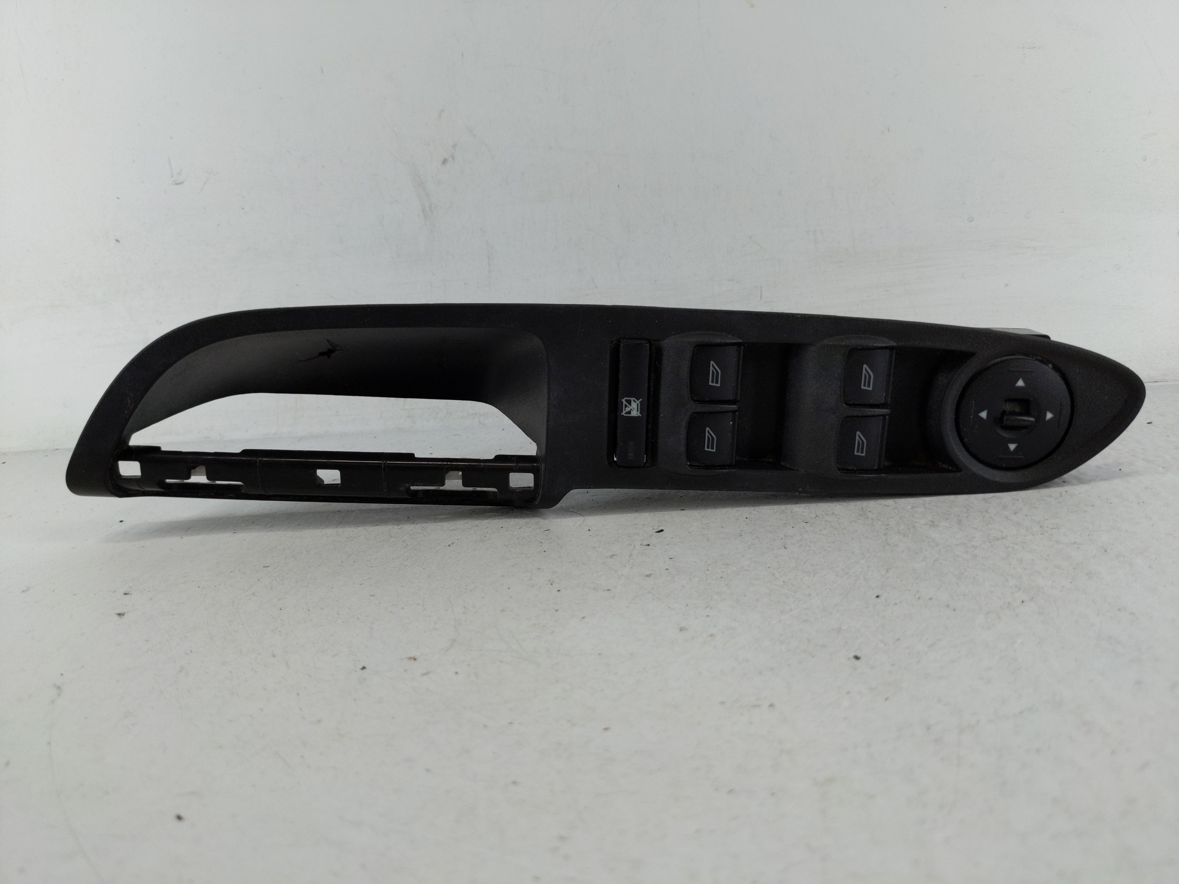 2017-2019 Ford Escape Driver Left Door Master Power Window Switch 1165223 - Oemusedautoparts1.com