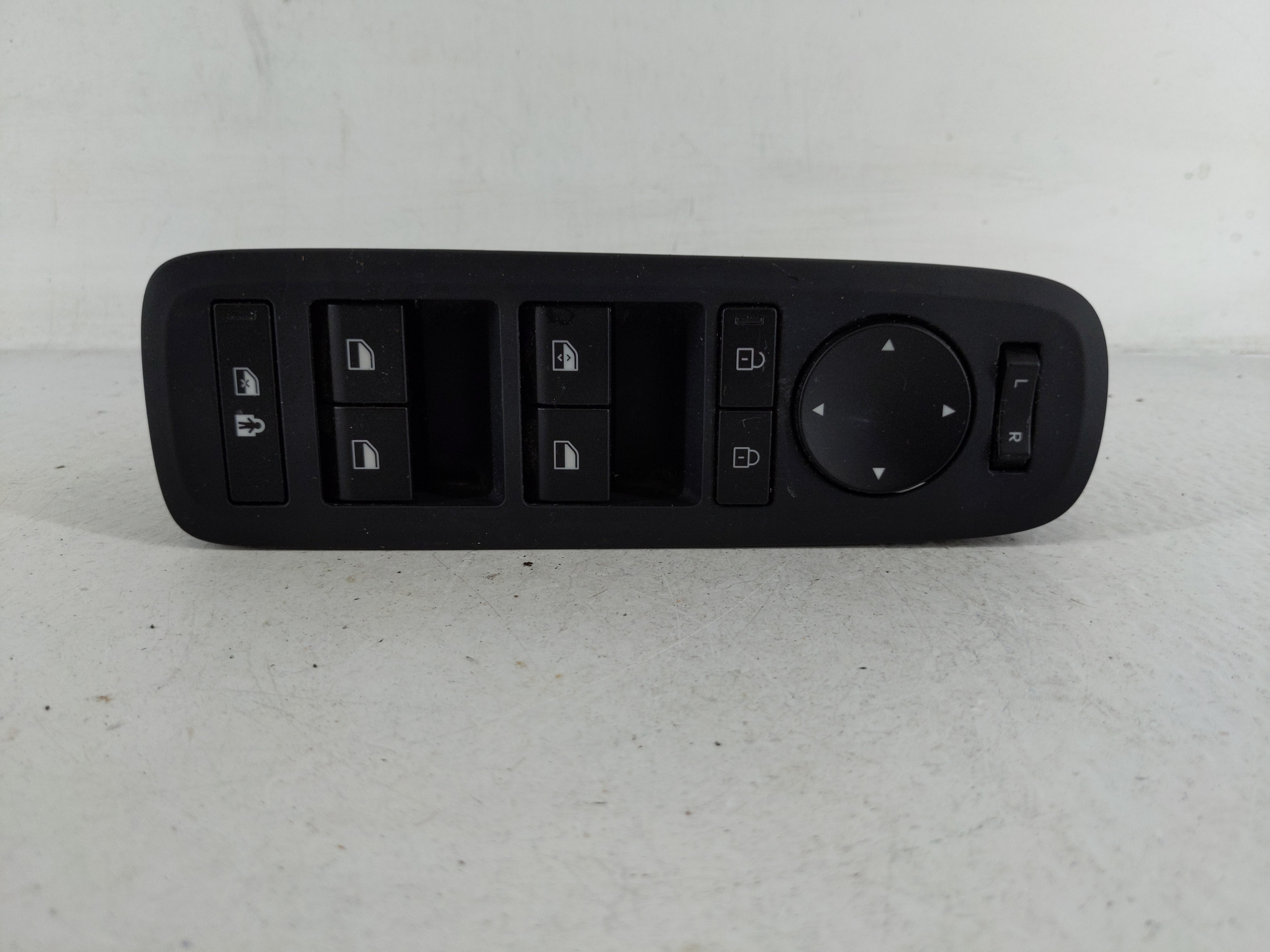 2024 Hyundai Santa Fe Driver Left Door Master Power Window Switch 1165227 - Oemusedautoparts1.com