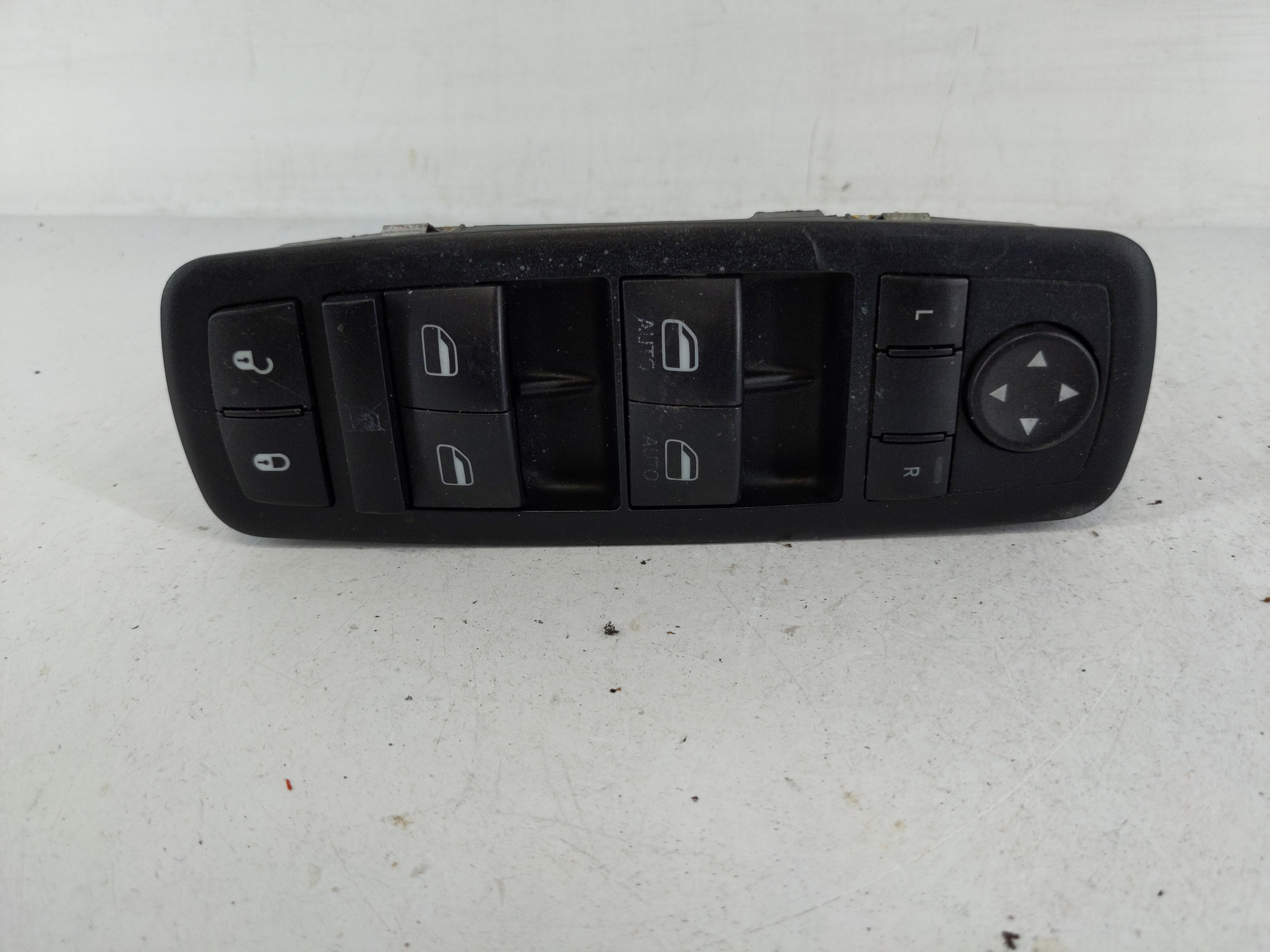 Dodge Caravan Driver Left Door Master Power Window Switch 1165305 - Oemusedautoparts1.com