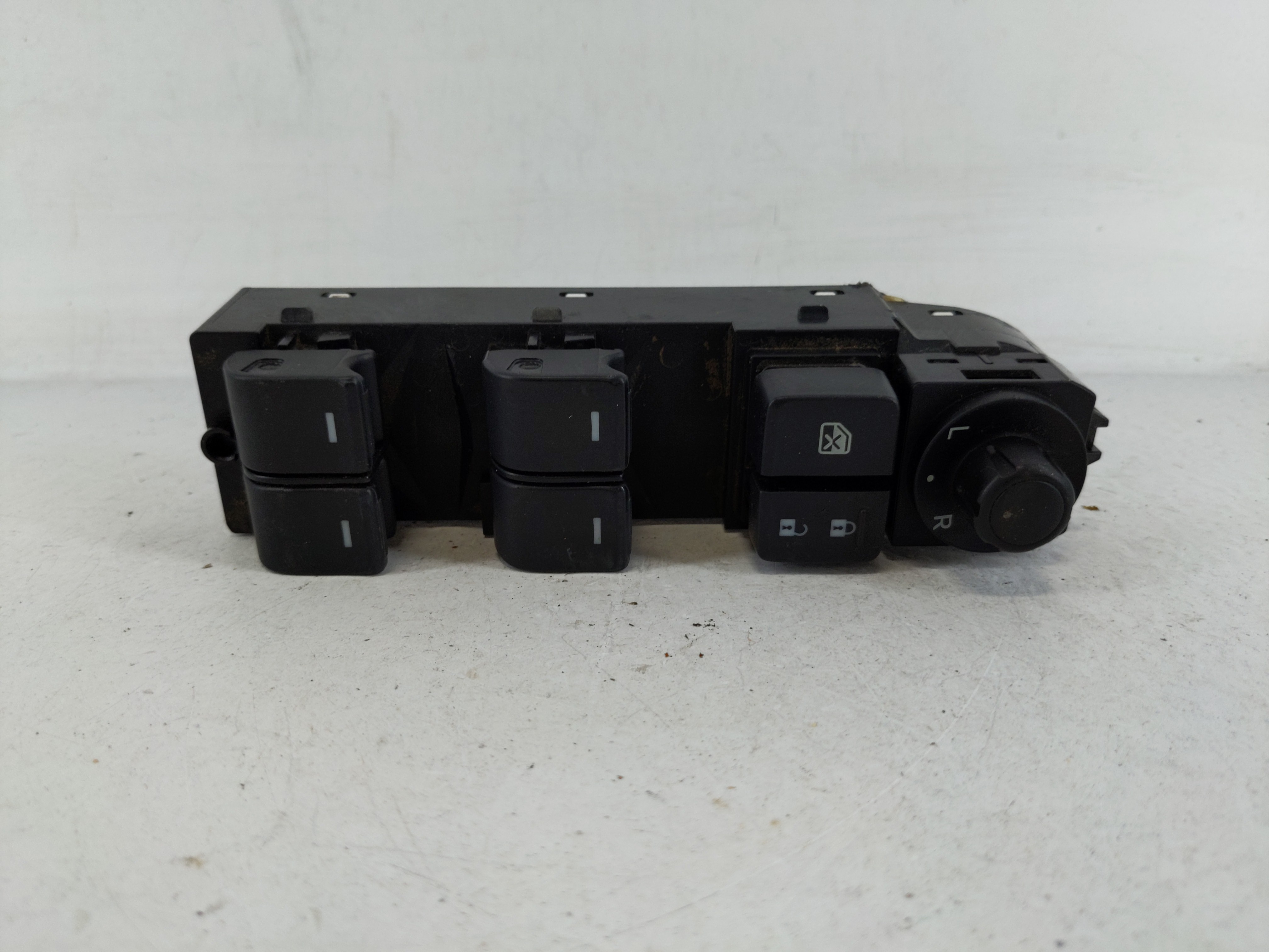2014-2015 Mazda 6 Driver Left Door Master Power Window Switch 1165323 - Oemusedautoparts1.com