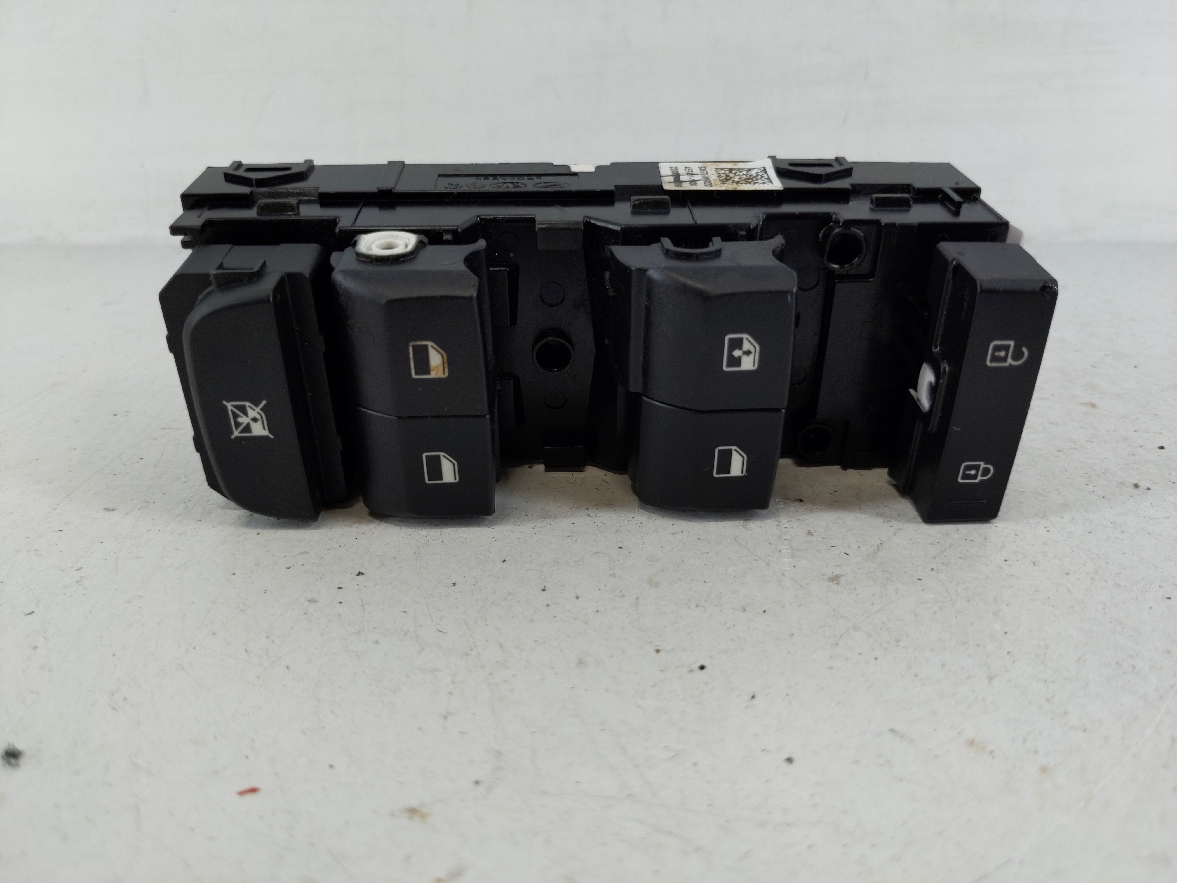 2019-2022 Kia Forte Driver Left Door Master Power Window Switch 1165329 - Oemusedautoparts1.com