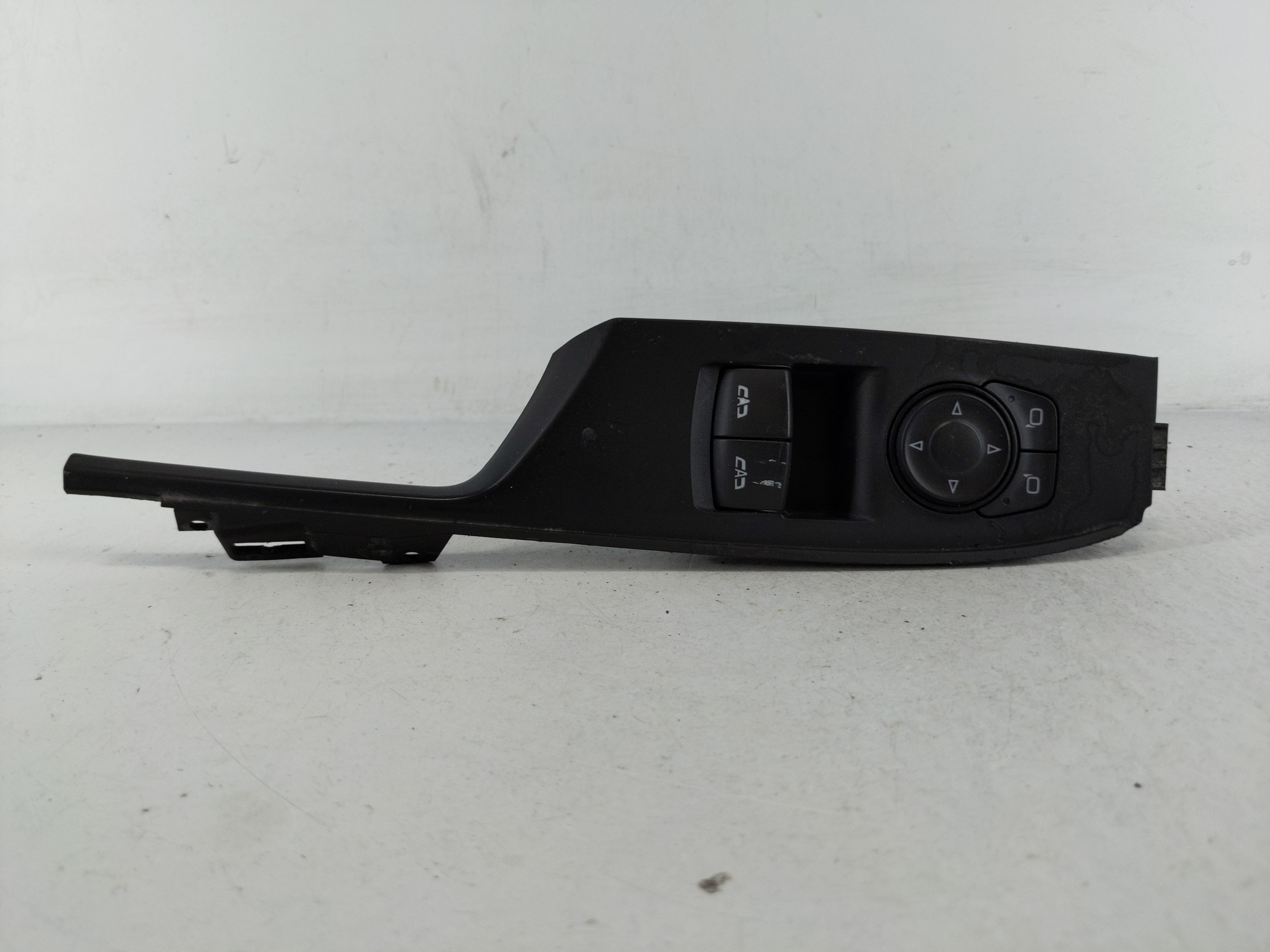 2016-2021 Chevrolet Camaro Driver Left Door Master Power Window Switch 1165333 - Oemusedautoparts1.com
