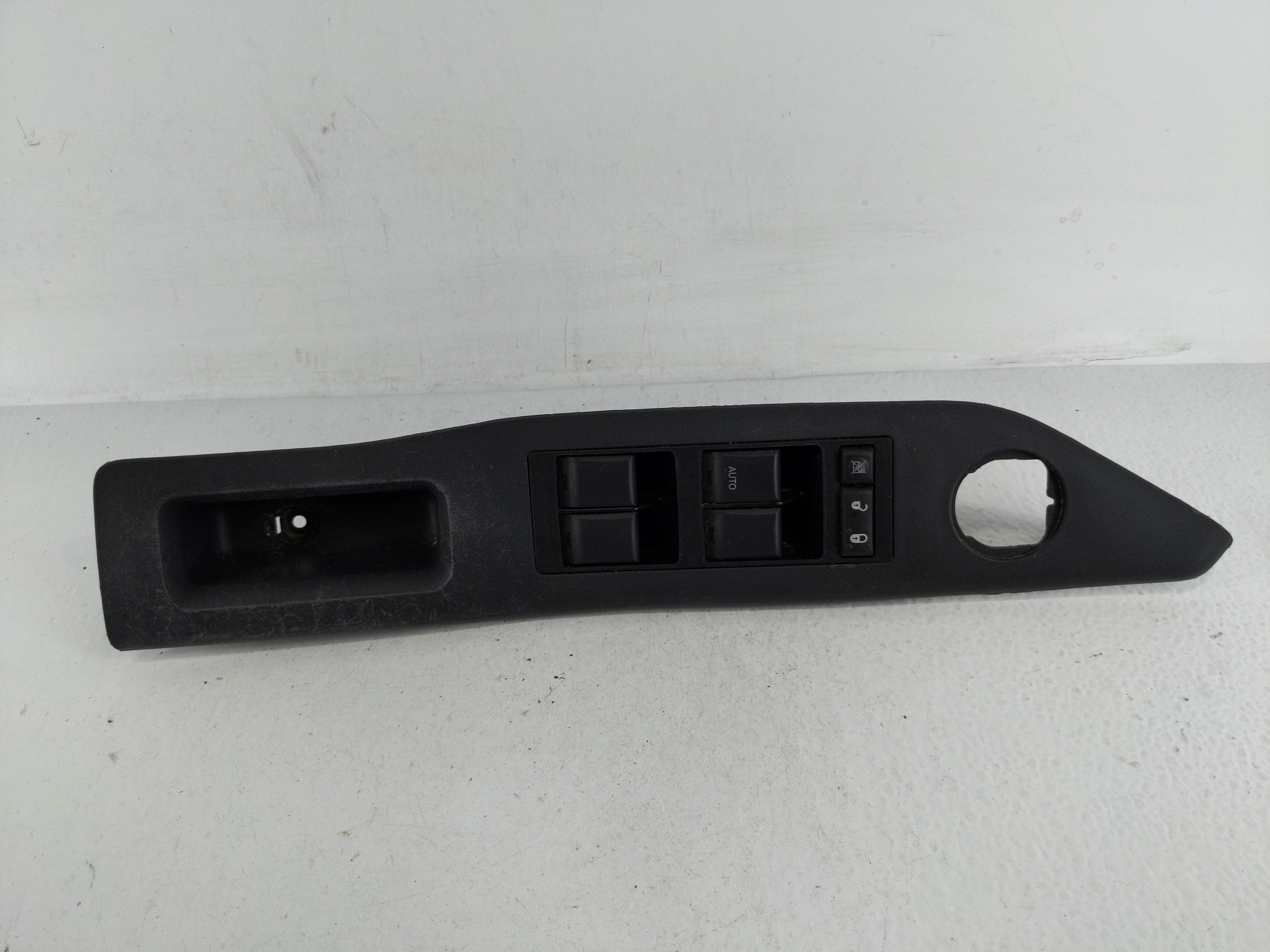 2007-2010 Dodge Caliber Driver Left Door Master Power Window Switch 1165335 - Oemusedautoparts1.com