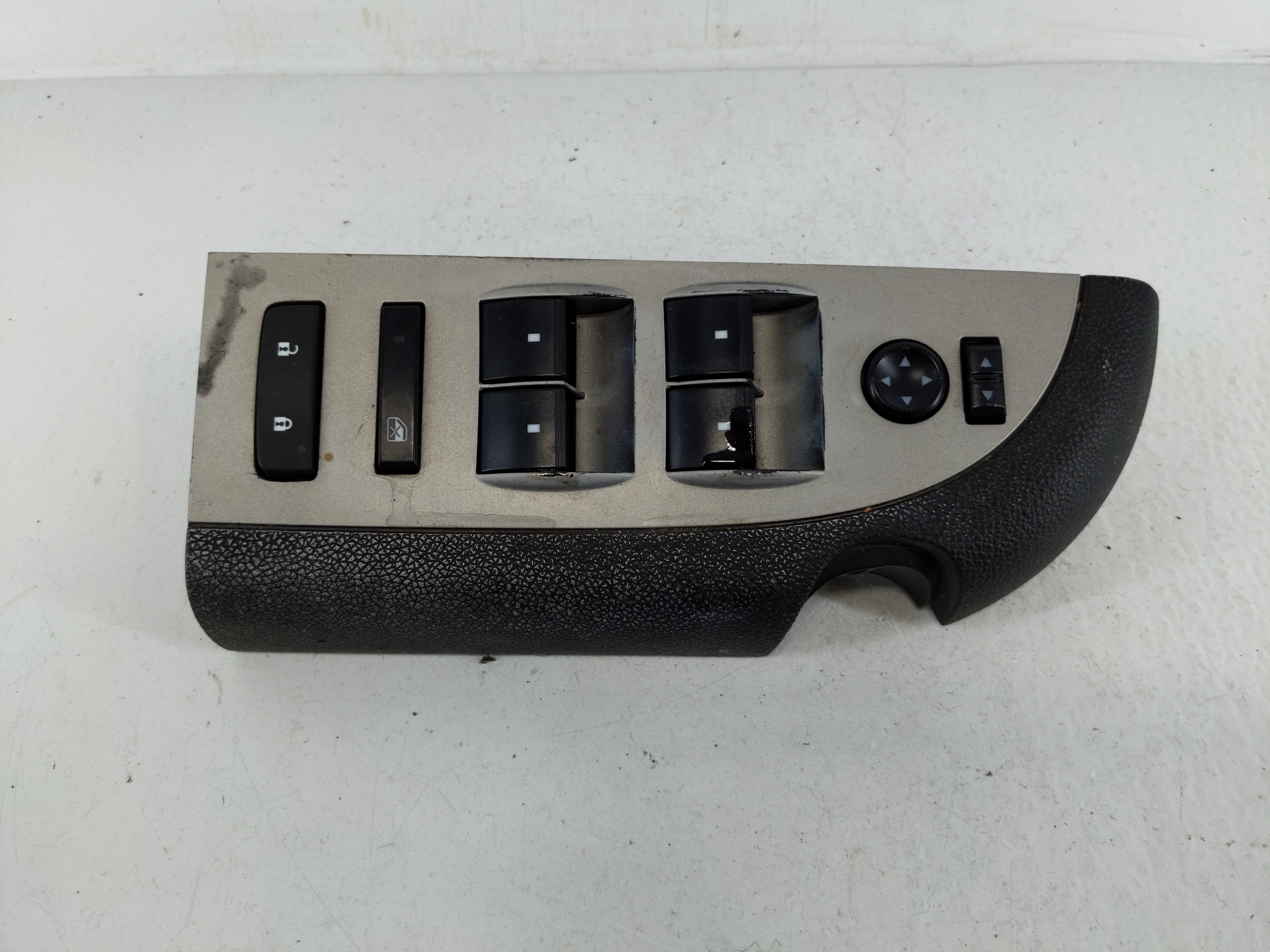 Picture of 2009 Chevrolet Silverado 1500 Driver Left Door Master Power Window Switch 1165338