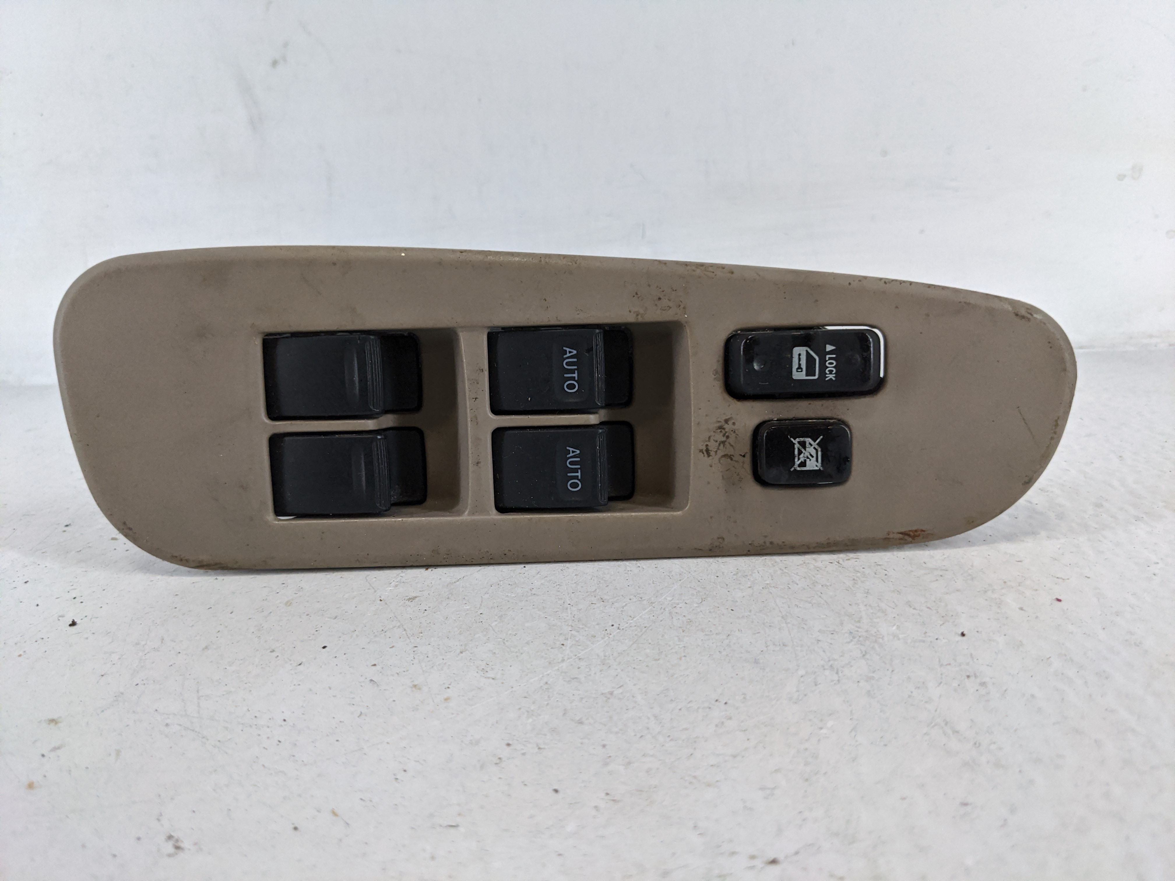 2005-2007 Toyota Sequoia Driver Left Door Master Power Window Switch 1165347 - Oemusedautoparts1.com