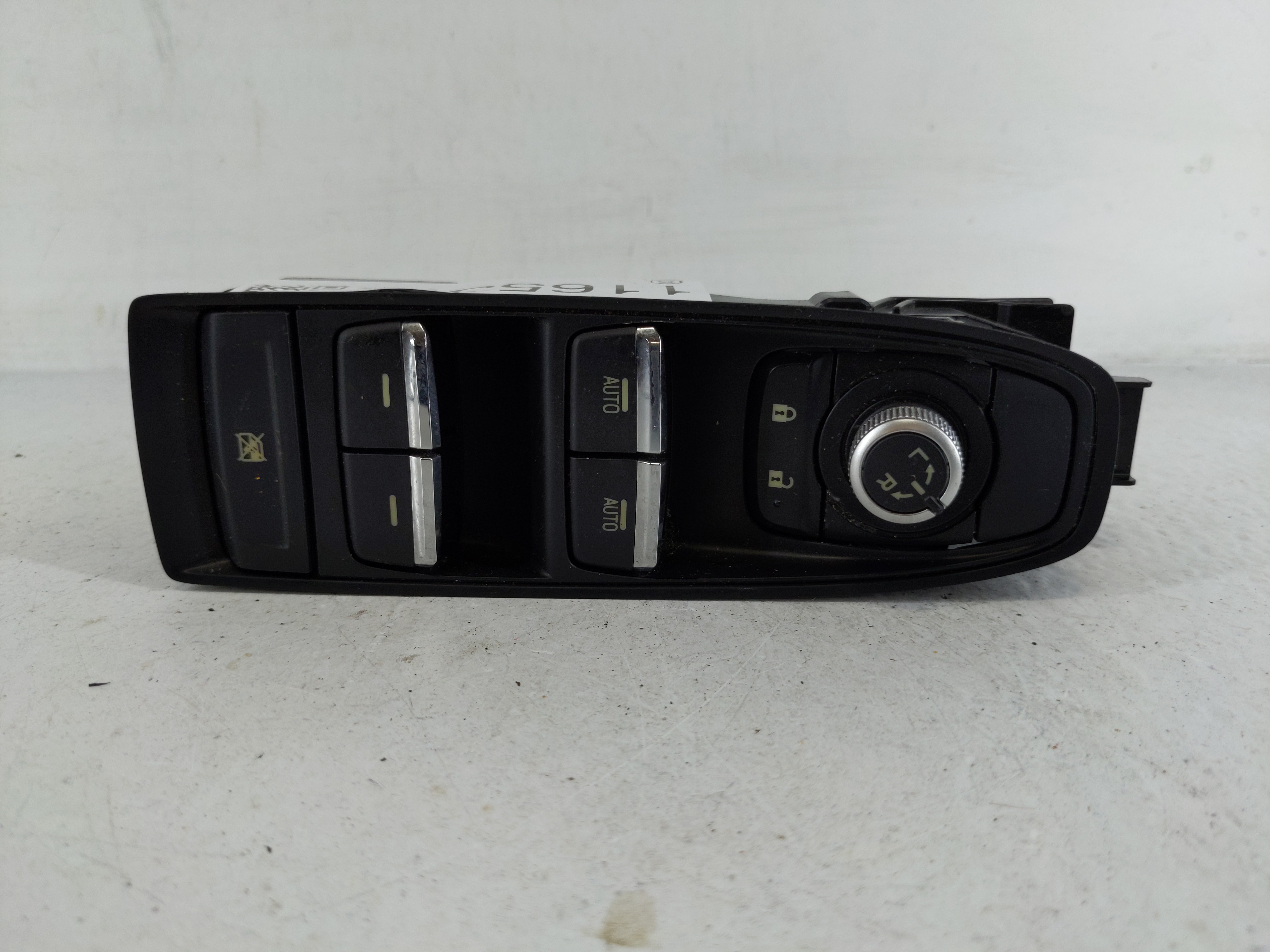 Picture of 2019 Subaru Xv Driver Left Door Master Power Window Switch 83071fl130 1165370