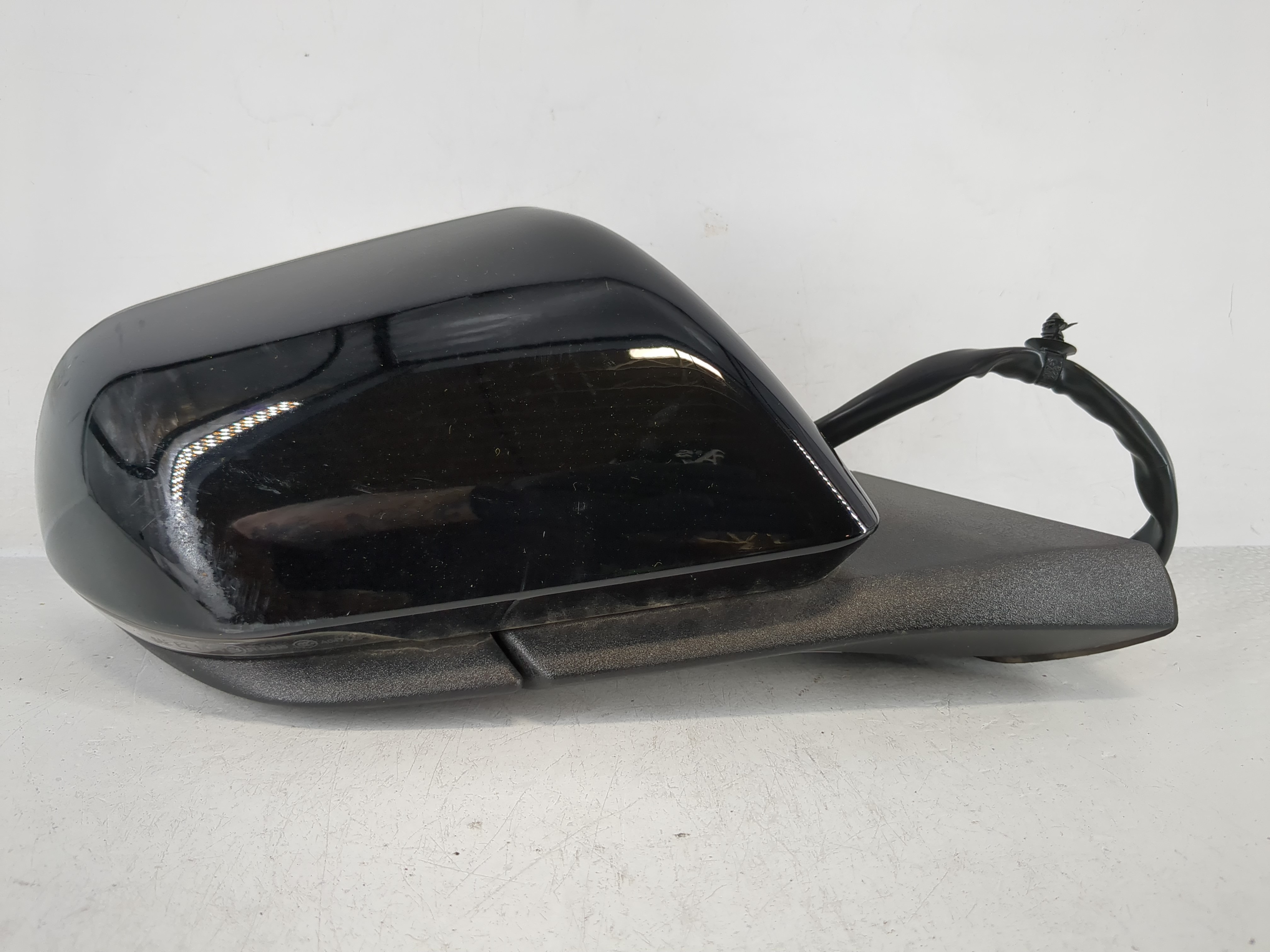 Picture of 2015-2020 Ford Mustang Driver Left Side View Power Door Mirror Black 1165392