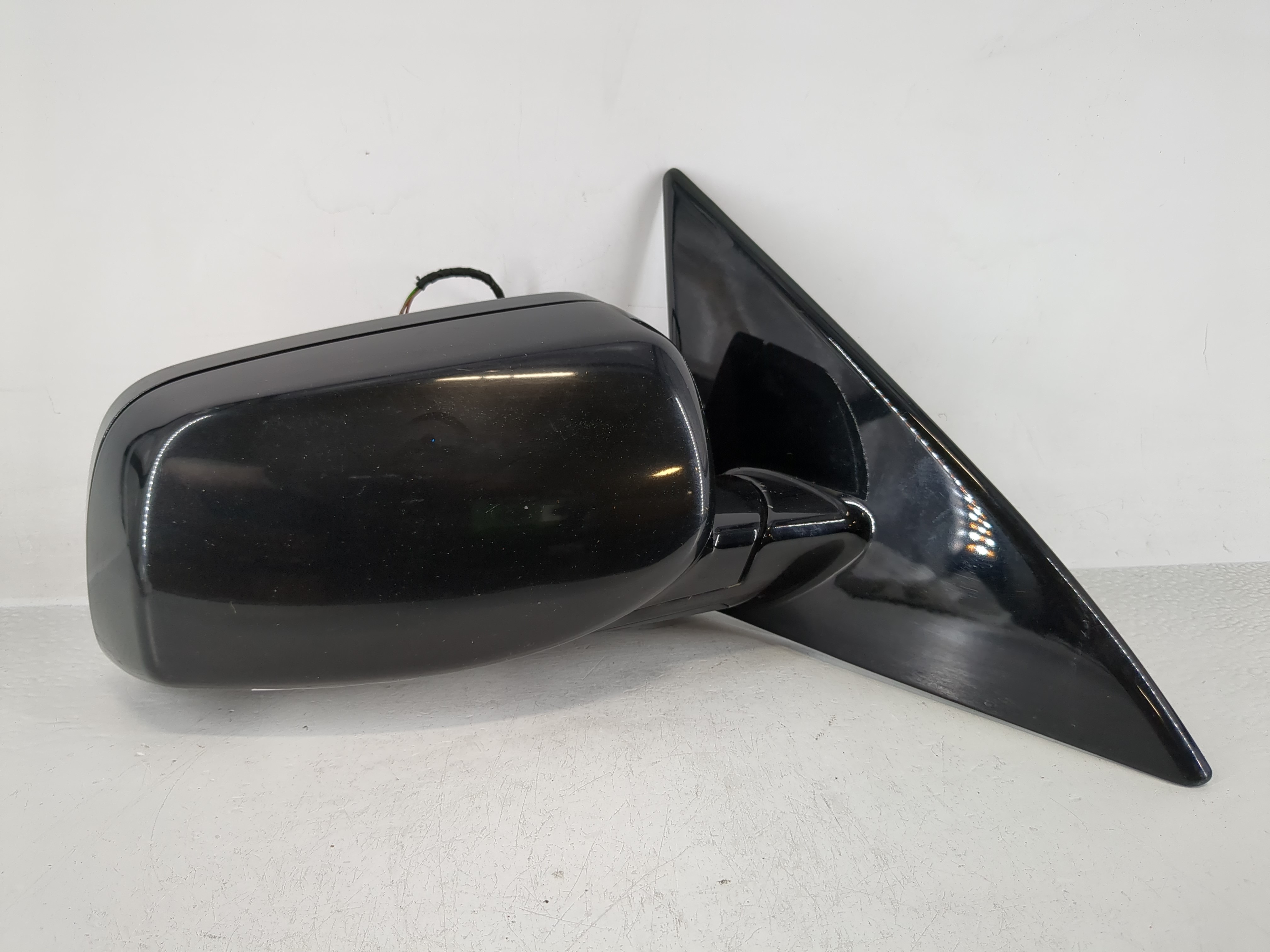 Picture of 2006-2010 Bmw 650i Passenger Right Side View Power Door Mirror Black 1165394
