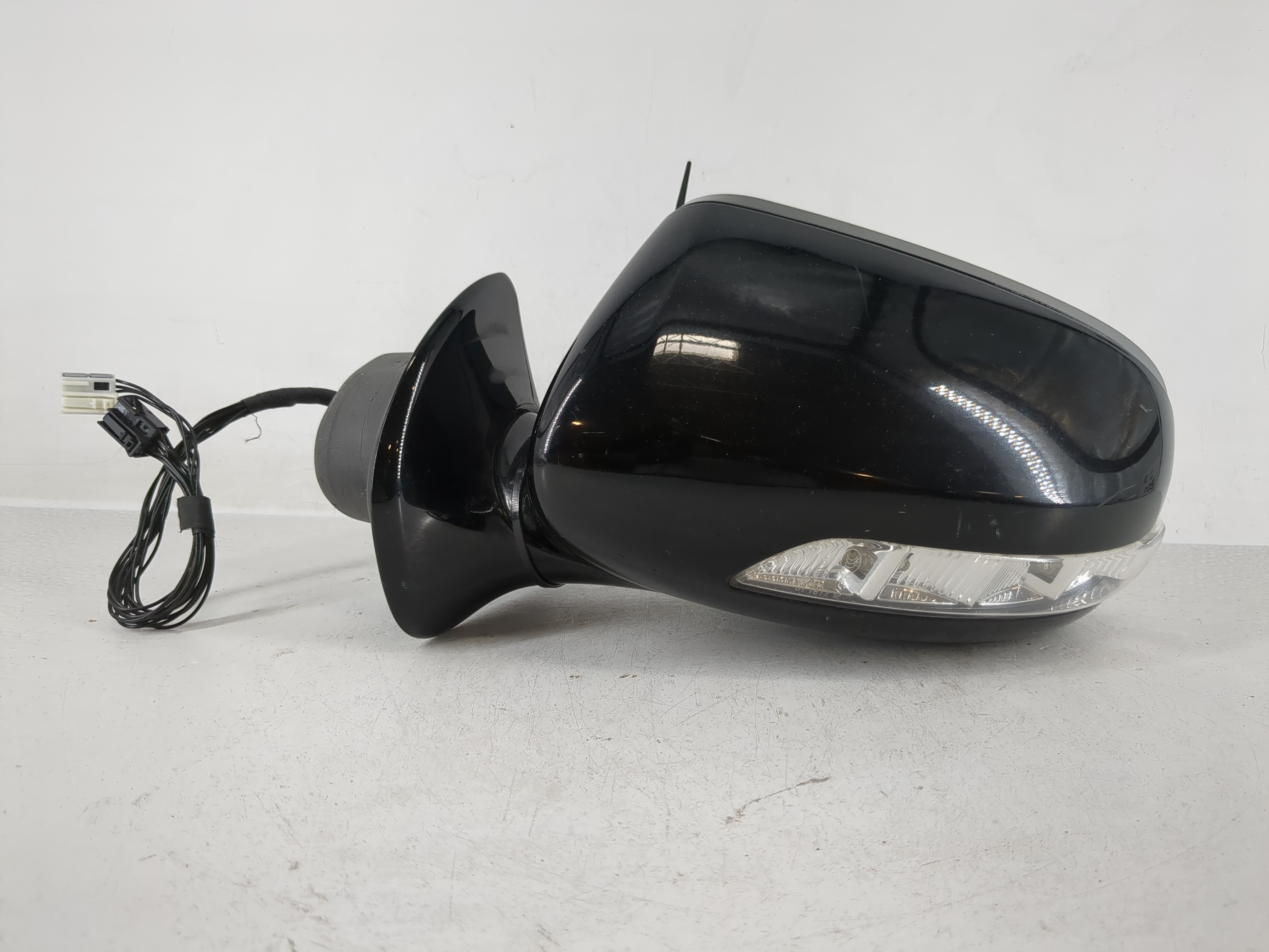 Picture of 2007-2009 Mercedes-benz E350 Driver Left Side View Power Door Mirror 1165740