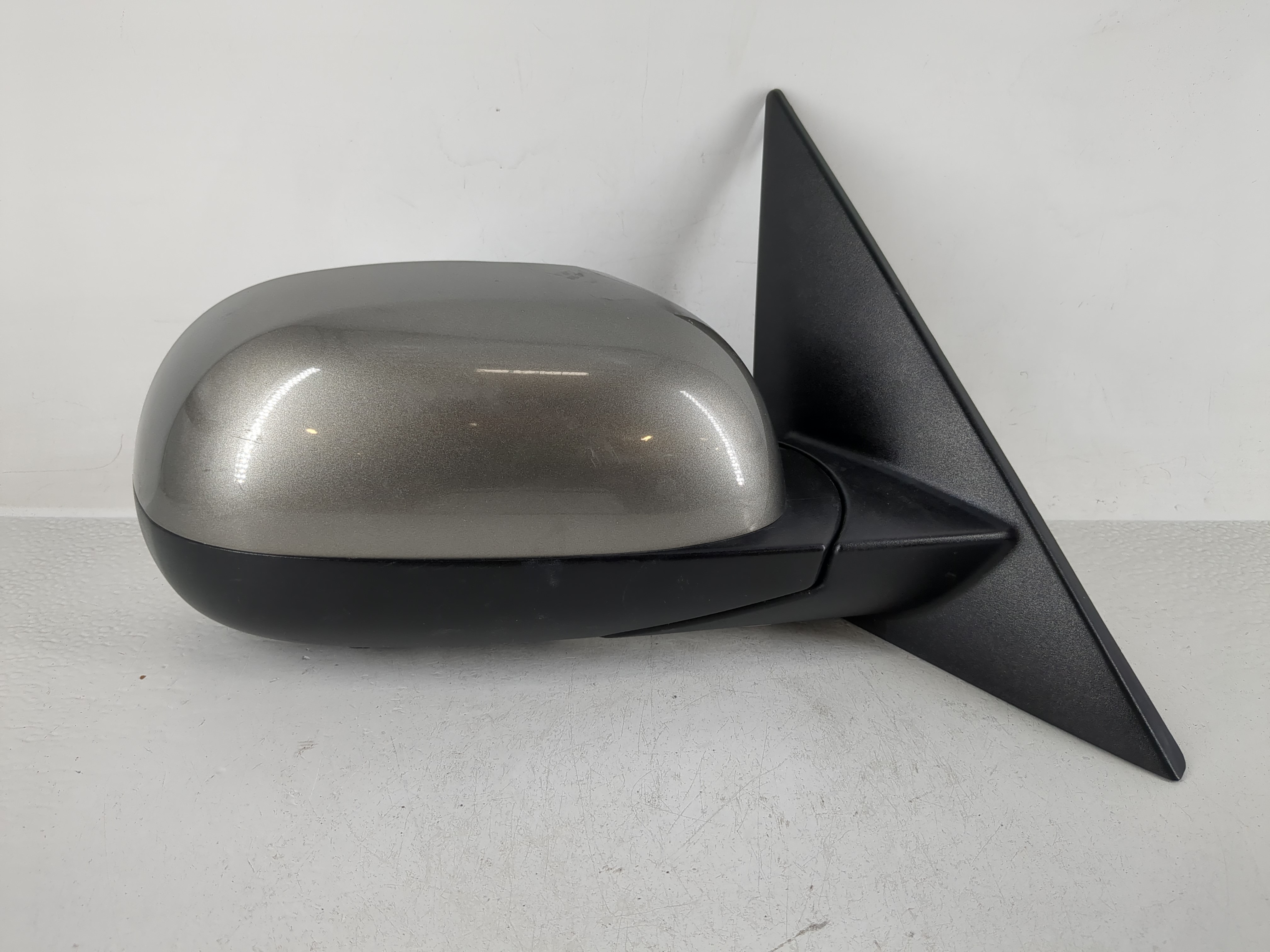 Picture of 2014-2019 Kia Soul Passenger Right Side View Power Door Mirror Gray 1165770