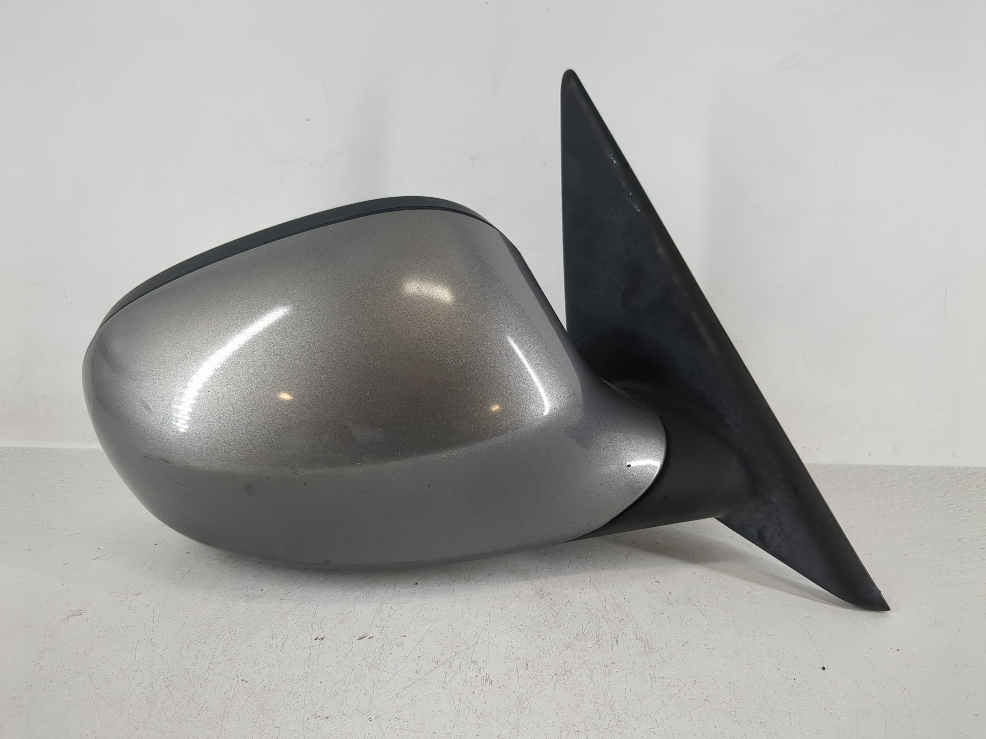 Picture of 2009-2012 Bmw 328i Passenger Right Side View Power Door Mirror Gray 1165776
