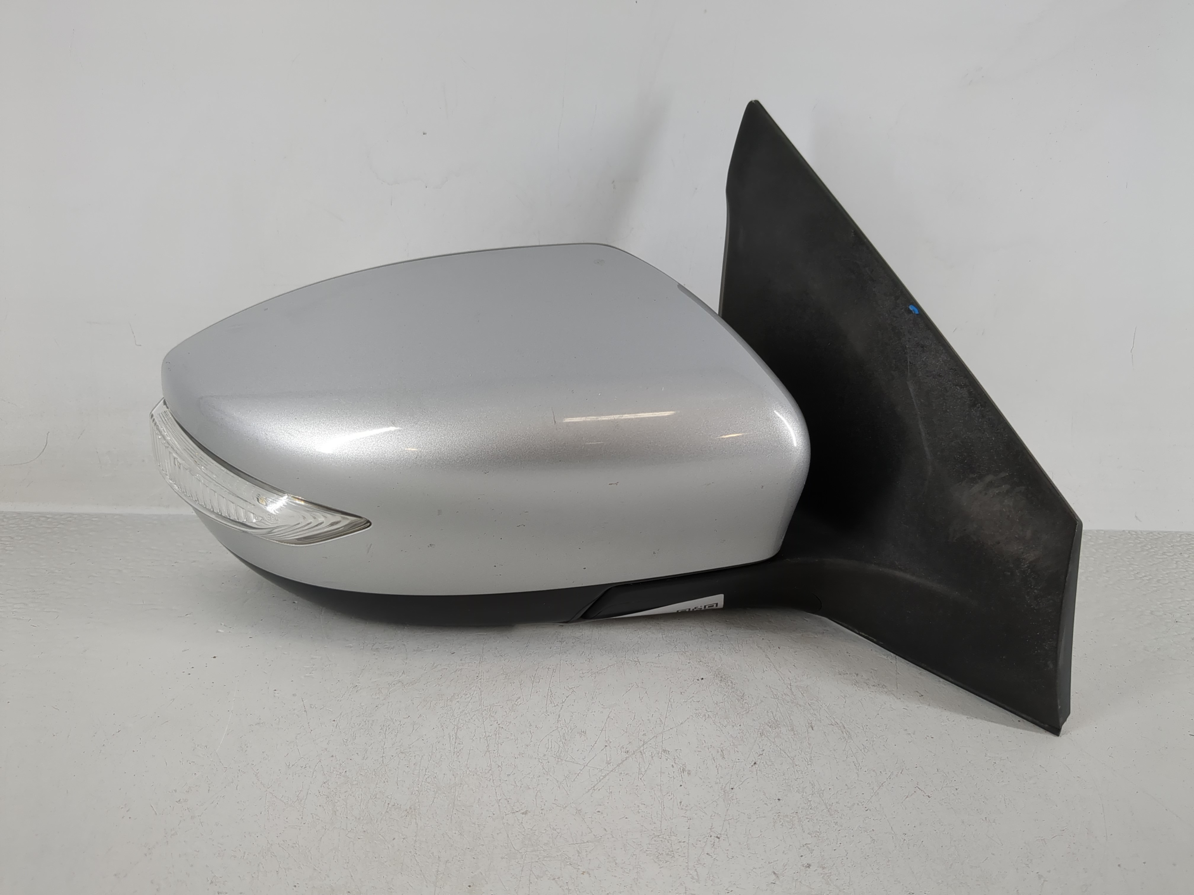 Picture of 2016-2019 Nissan Sentra Passenger Right Side View Power Door Mirror 1165796