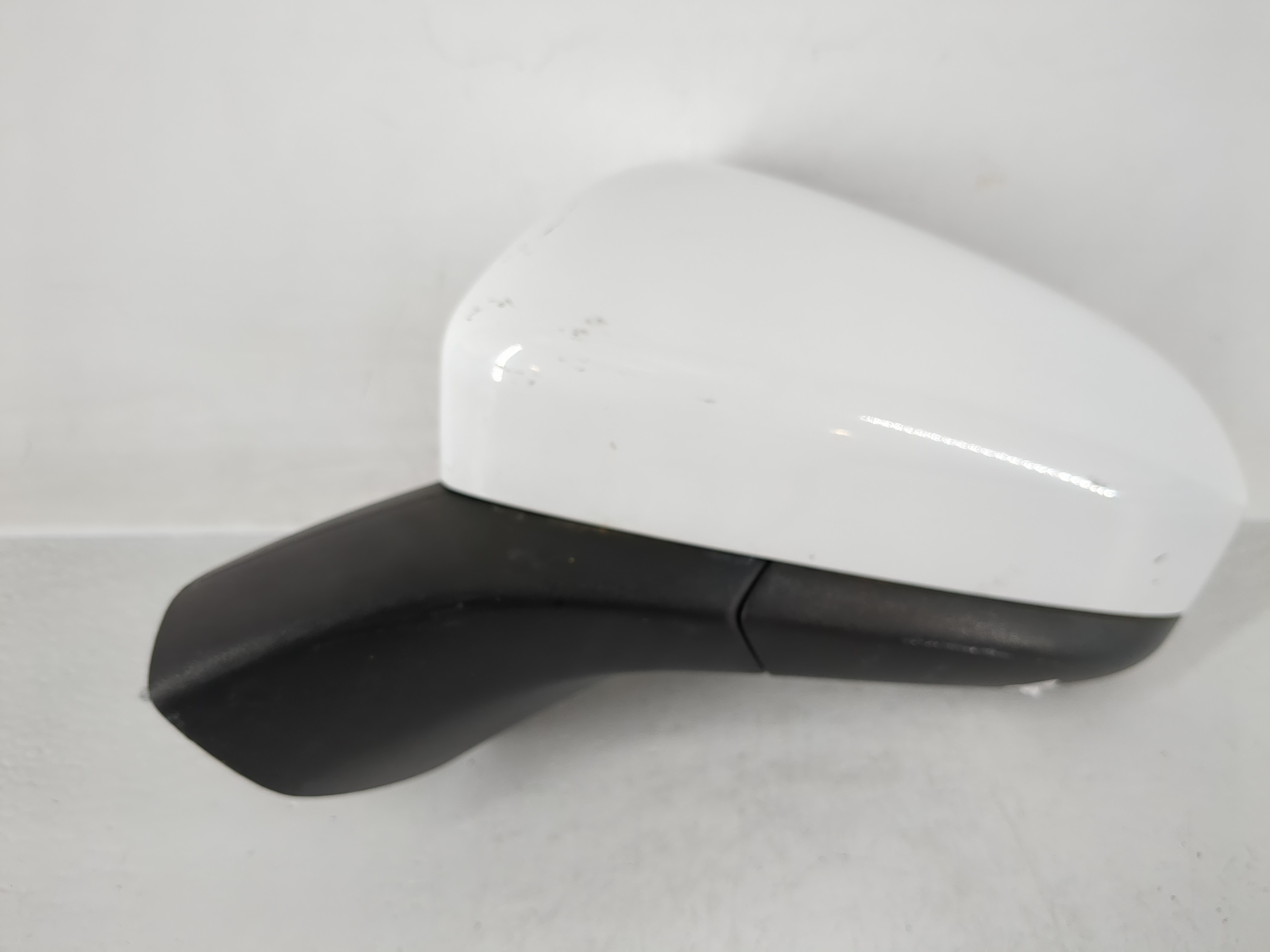 Picture of 2018-2018 Ford Fusion Driver Left Side View Power Door Mirror White 1165803