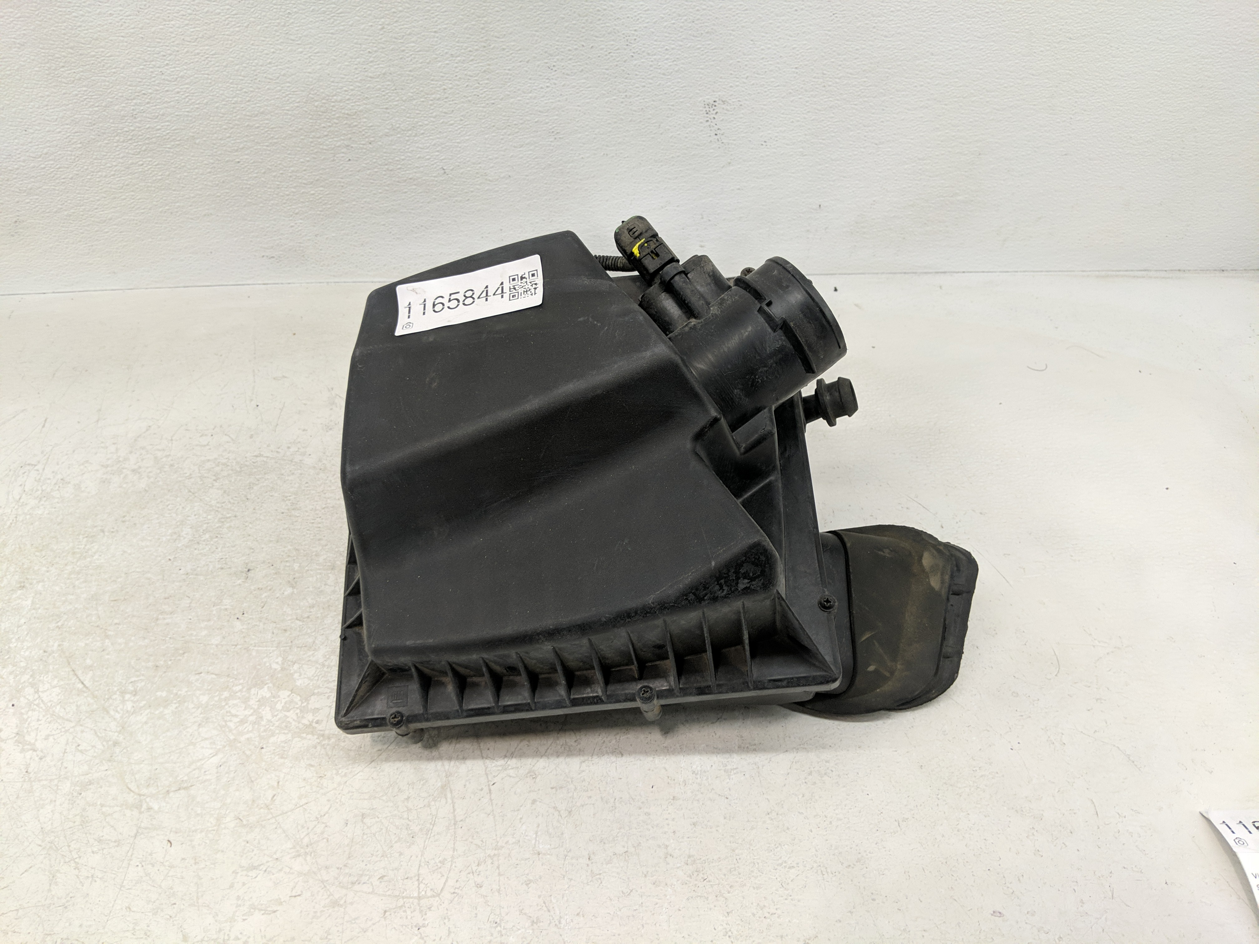 2011-2011 Chevrolet Cruze Air Cleaner Intake-duct Hose Tube 1165844 - Oemusedautoparts1.com