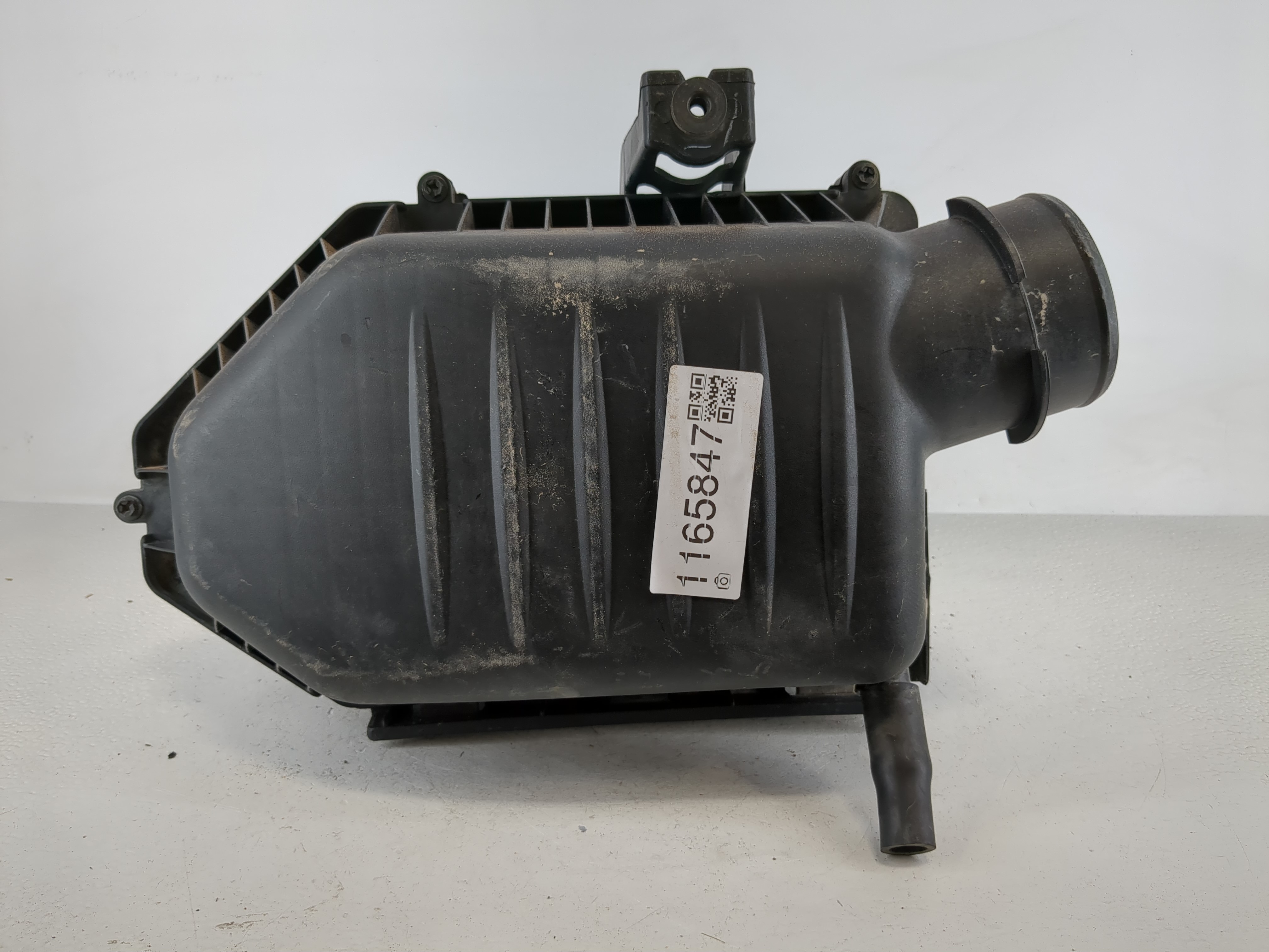 2011-2019 Chrysler 300 Air Cleaner Intake-duct Hose Tube 1165847 - Oemusedautoparts1.com