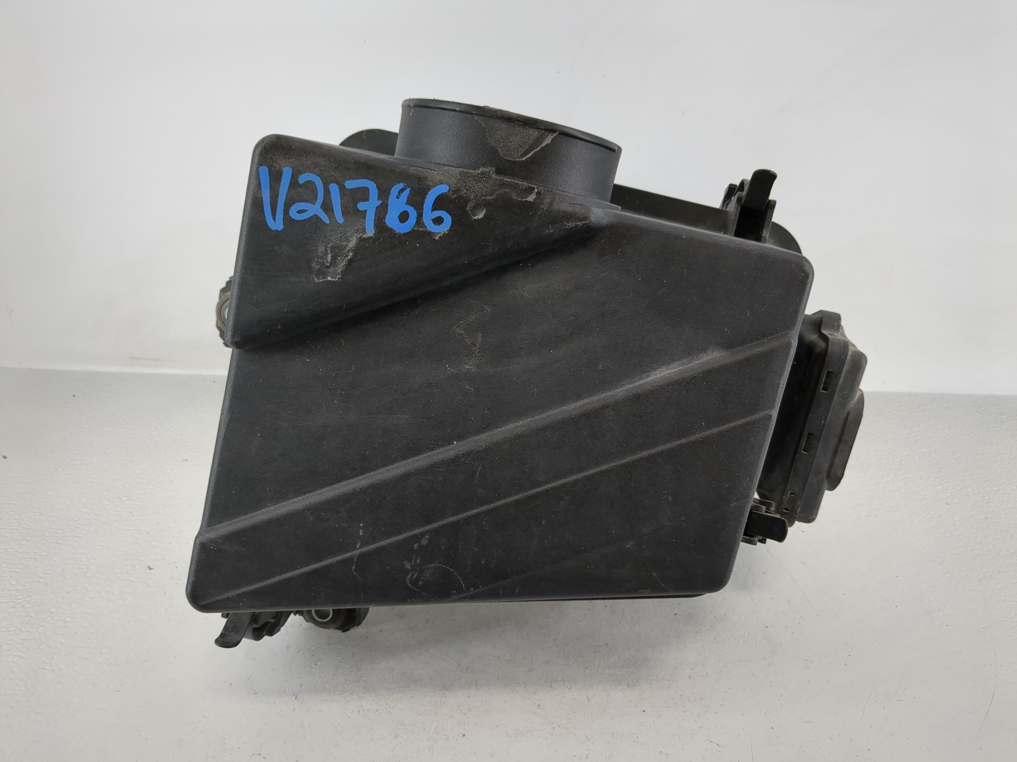 2018-2020 Kia Stinger Air Cleaner Intake-duct Hose Tube 1165863 - Oemusedautoparts1.com