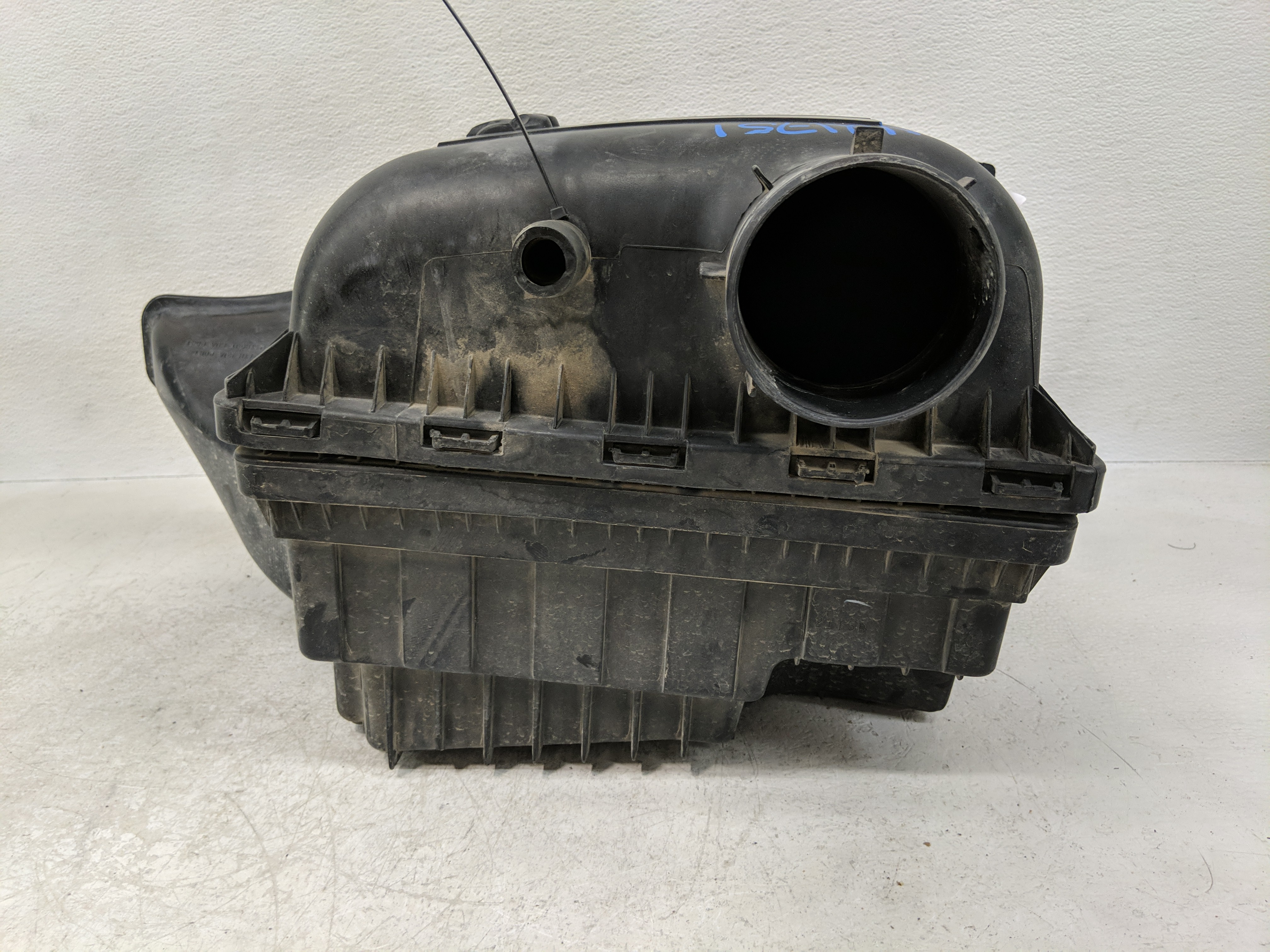 2002-2003 Dodge Ram 1500 Air Cleaner Intake-duct Hose Tube 1165864 - Oemusedautoparts1.com