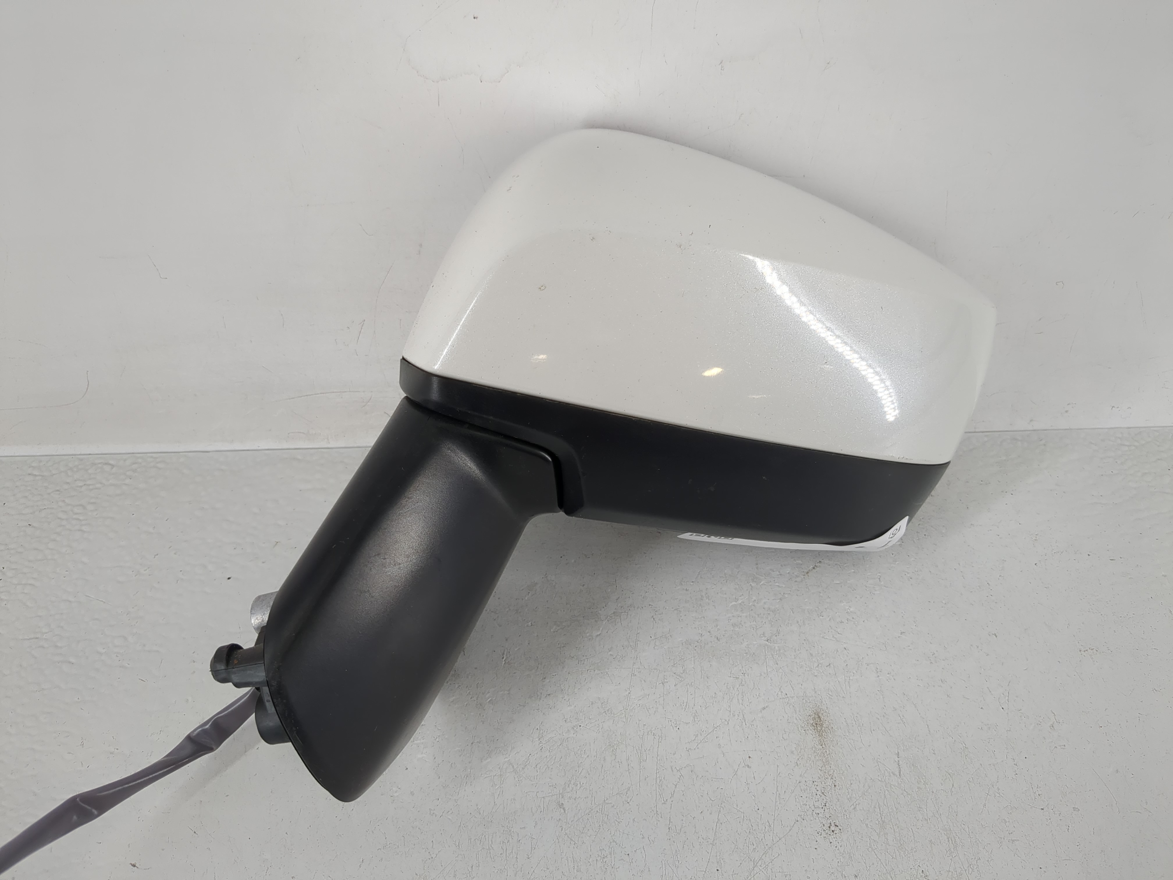 2018 Subaru Wrx Driver Left Side View Power Door Mirror White 1165919 - Oemusedautoparts1.com