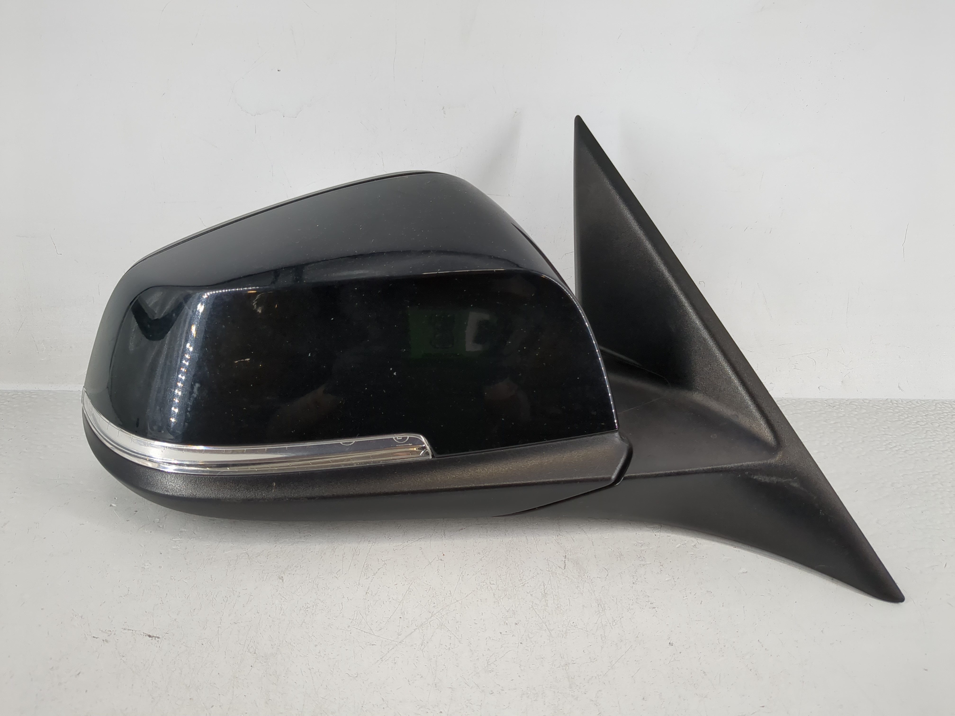 Picture of Bmw 528i Passenger Right Side View Power Door Mirror Black 1165922