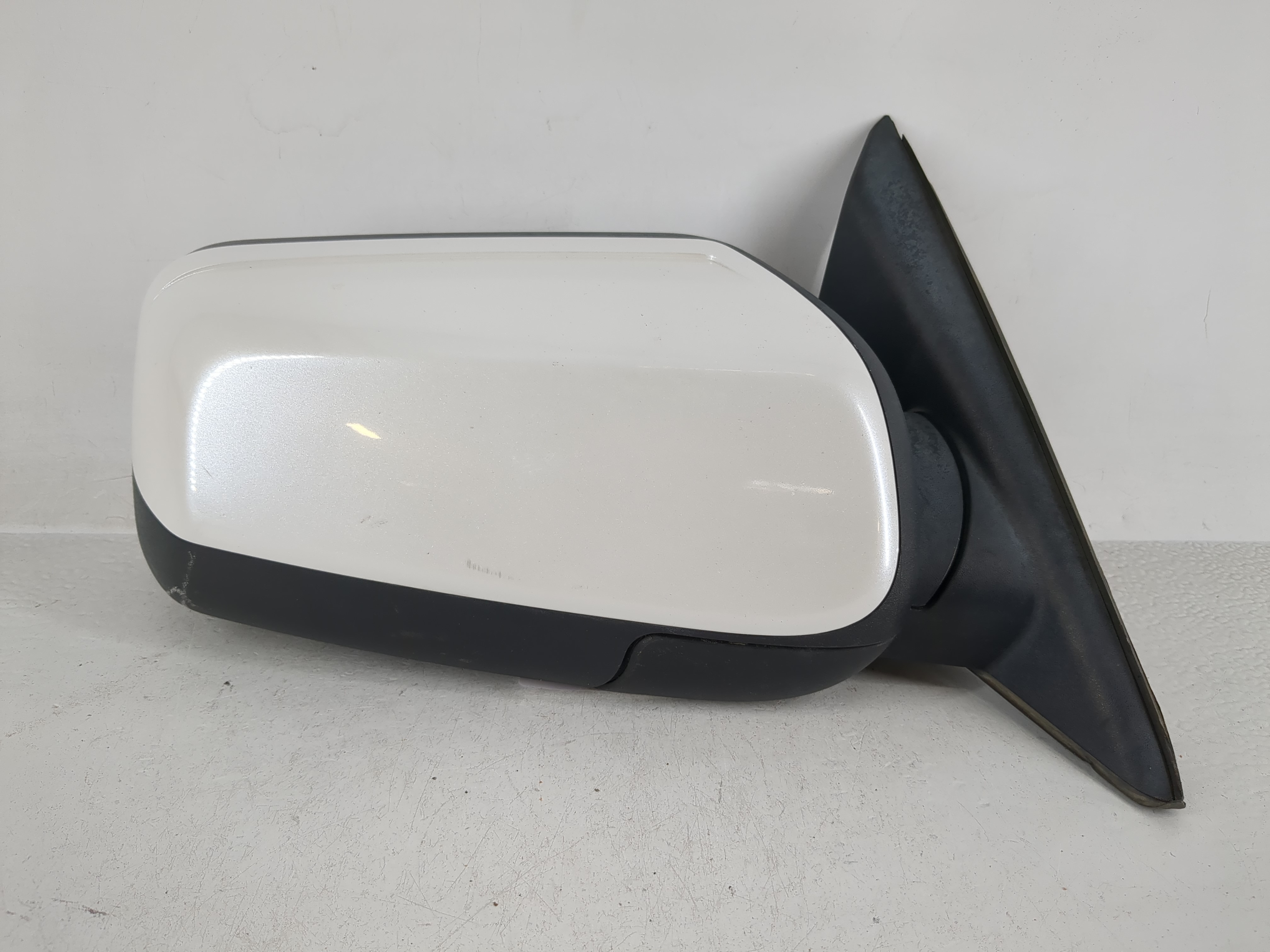Picture of 2010-2016 Lincoln Mks Passenger Right Side View Power Door Mirror White 1165956