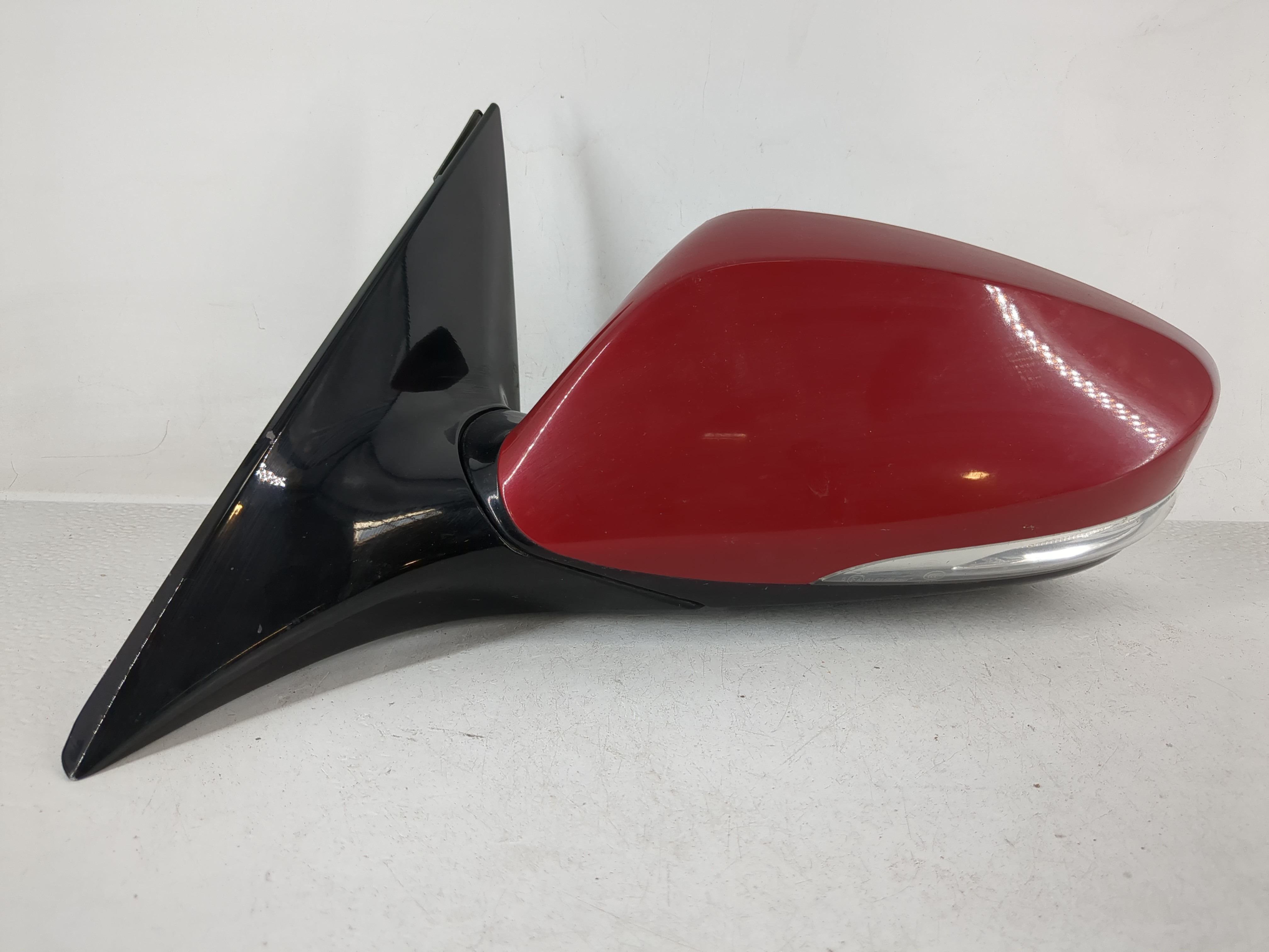 Picture of 2014-2017 Hyundai Veloster Driver Left Side View Power Door Mirror Red 1165969