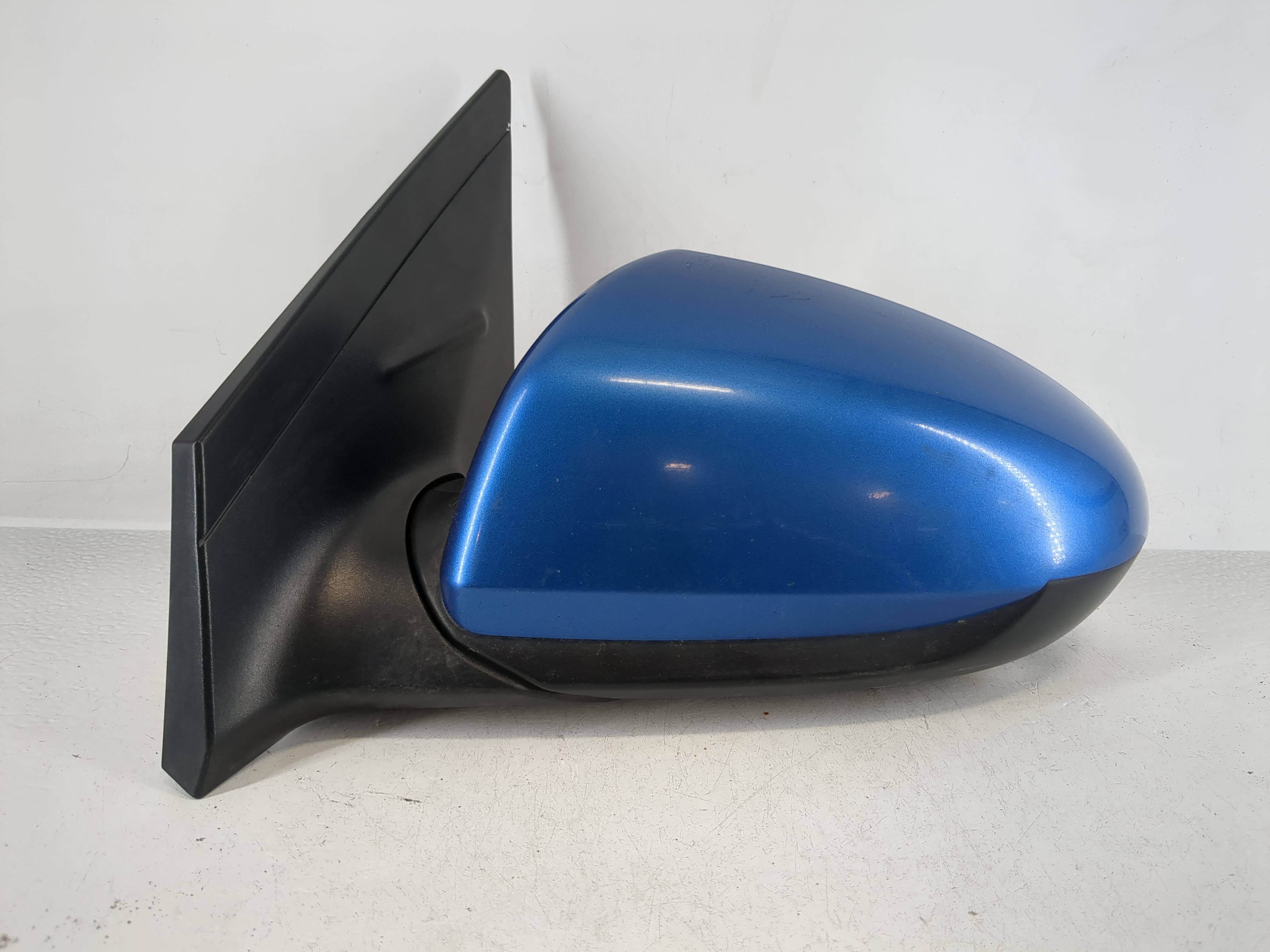 Picture of 2017-2019 Hyundai Ioniq Driver Left Side View Power Door Mirror Blue 1165975